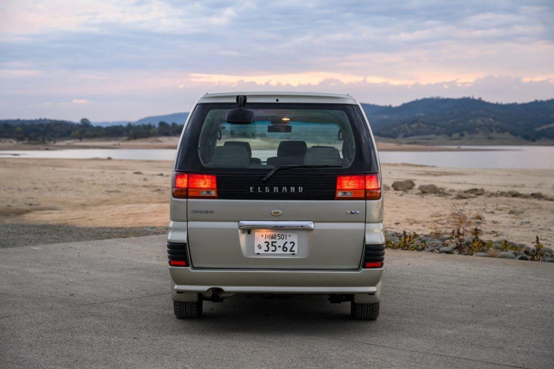 1997 Nissan Elgrand V