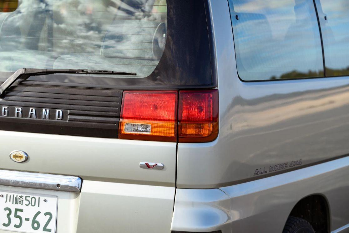 1997 Nissan Elgrand V