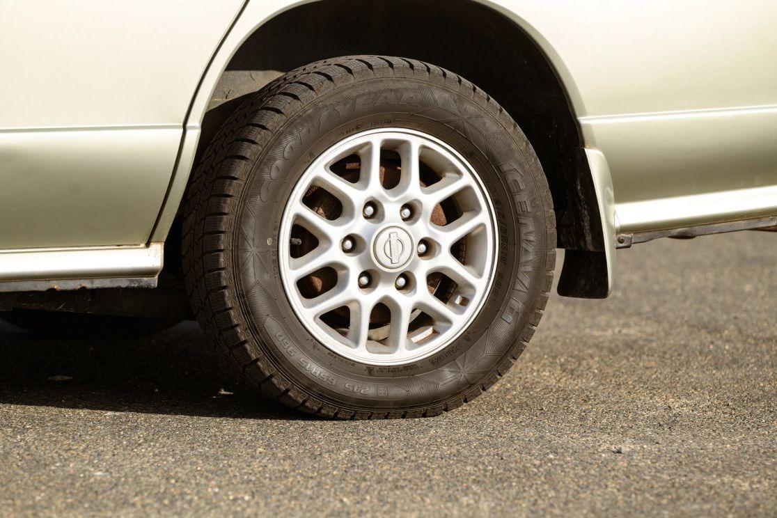 1997 Nissan Elgrand V