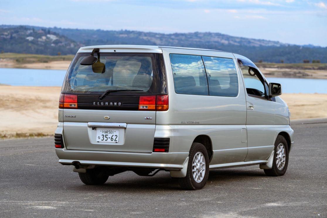 1997 Nissan Elgrand V