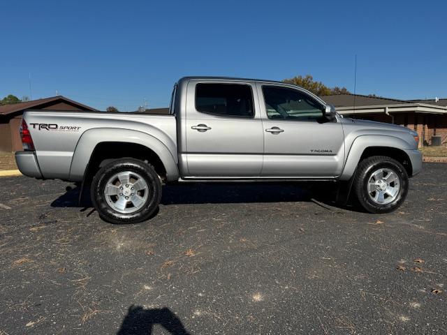 2015 Toyota Tacoma - 4