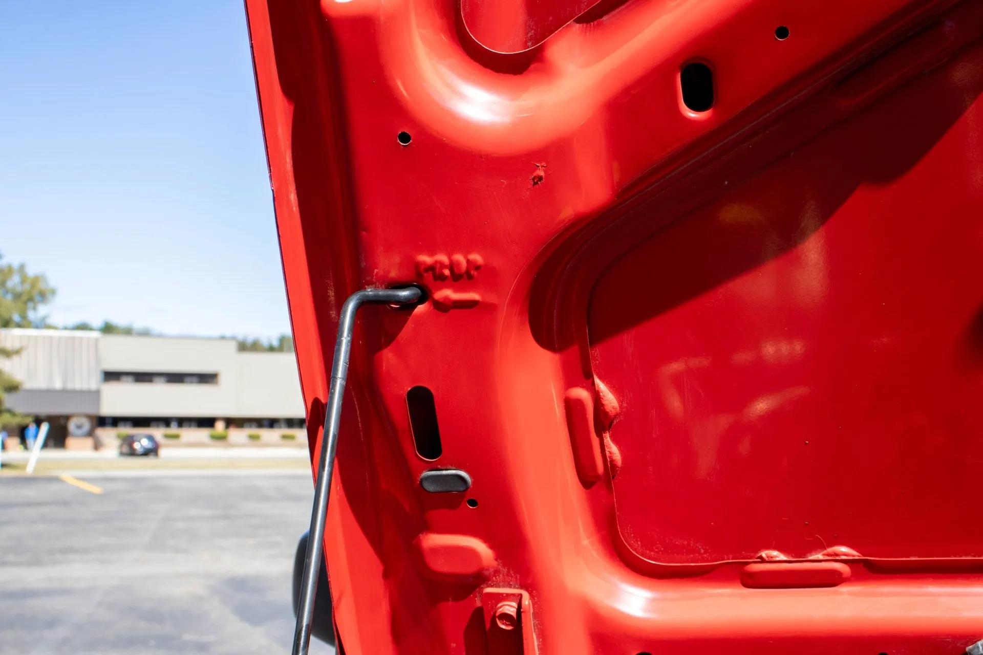 13k Mile 2001 Jeep Cherokee Limited