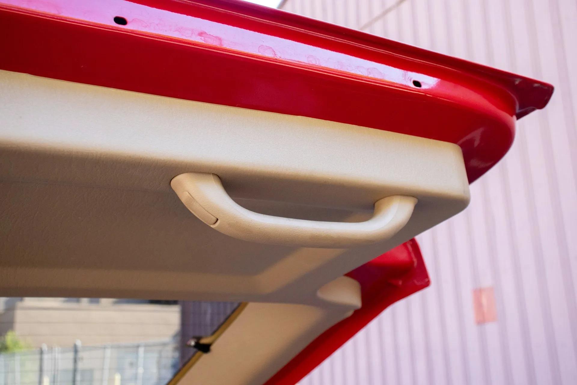 13k Mile 2001 Jeep Cherokee Limited