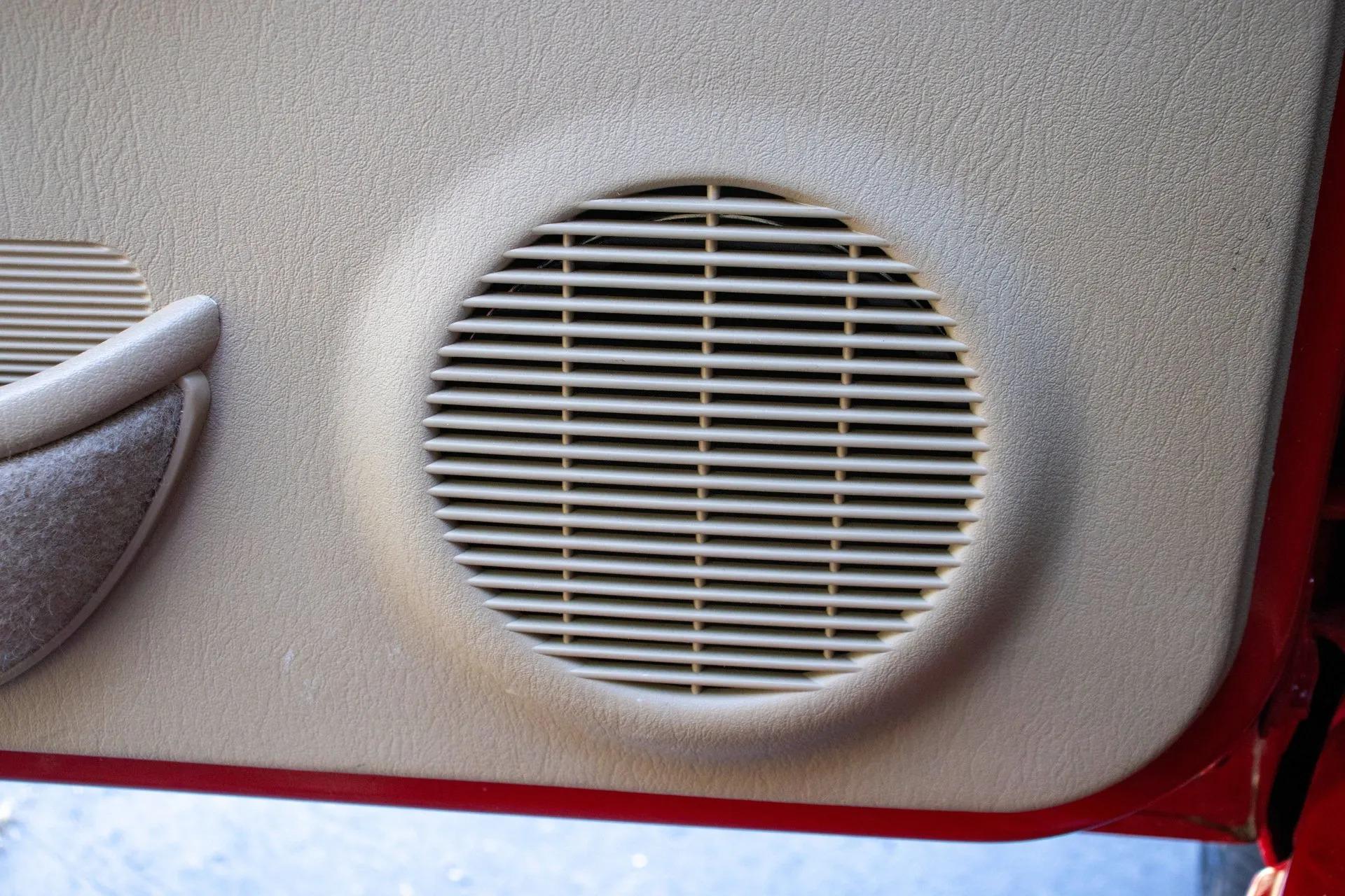 13k Mile 2001 Jeep Cherokee Limited