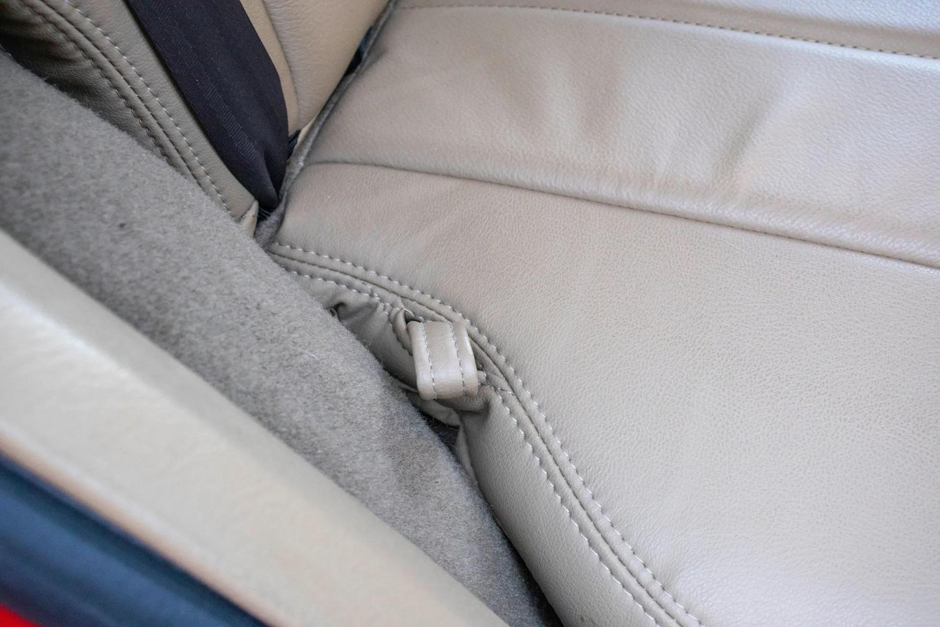 13k Mile 2001 Jeep Cherokee Limited