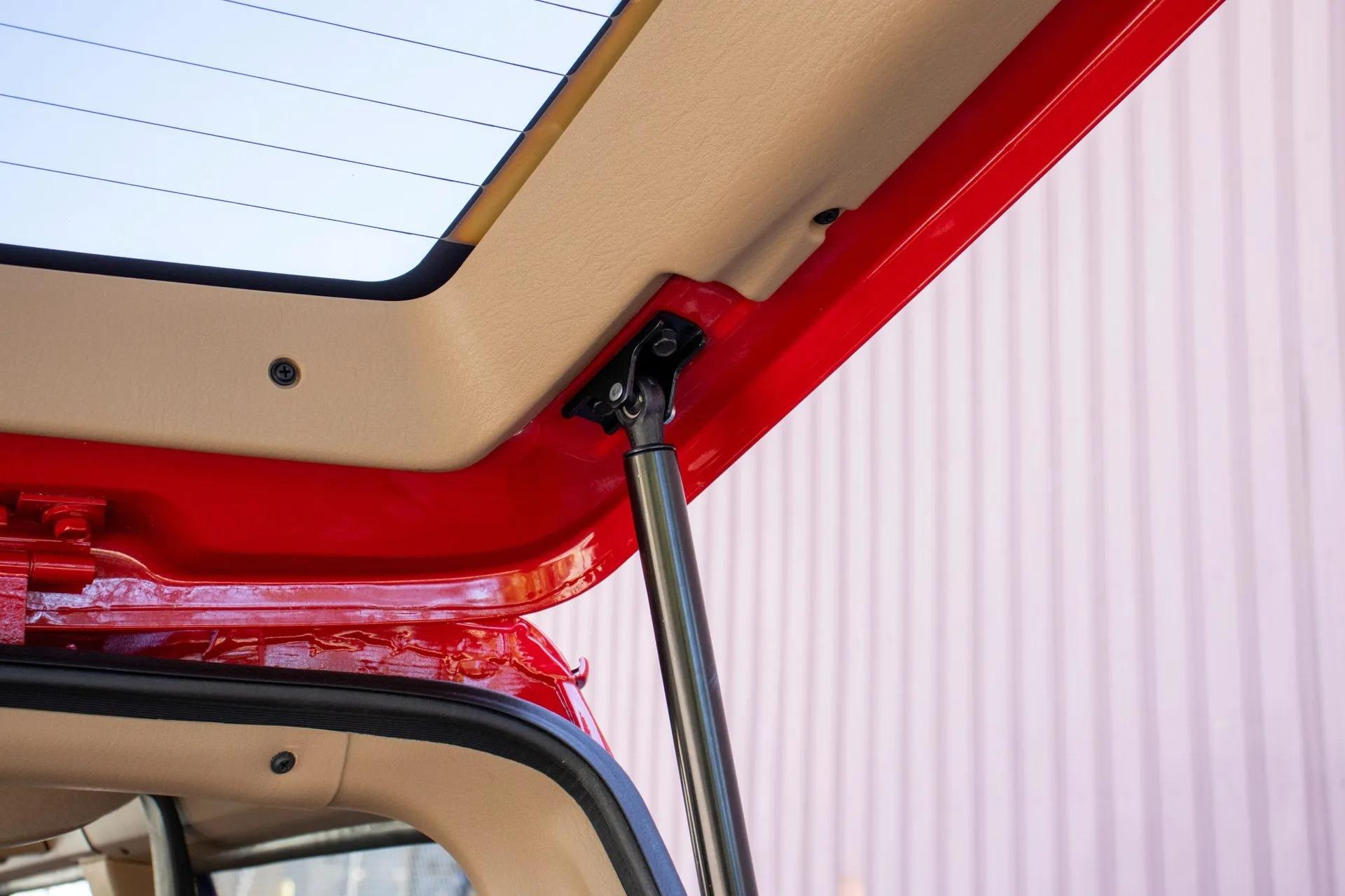 13k Mile 2001 Jeep Cherokee Limited