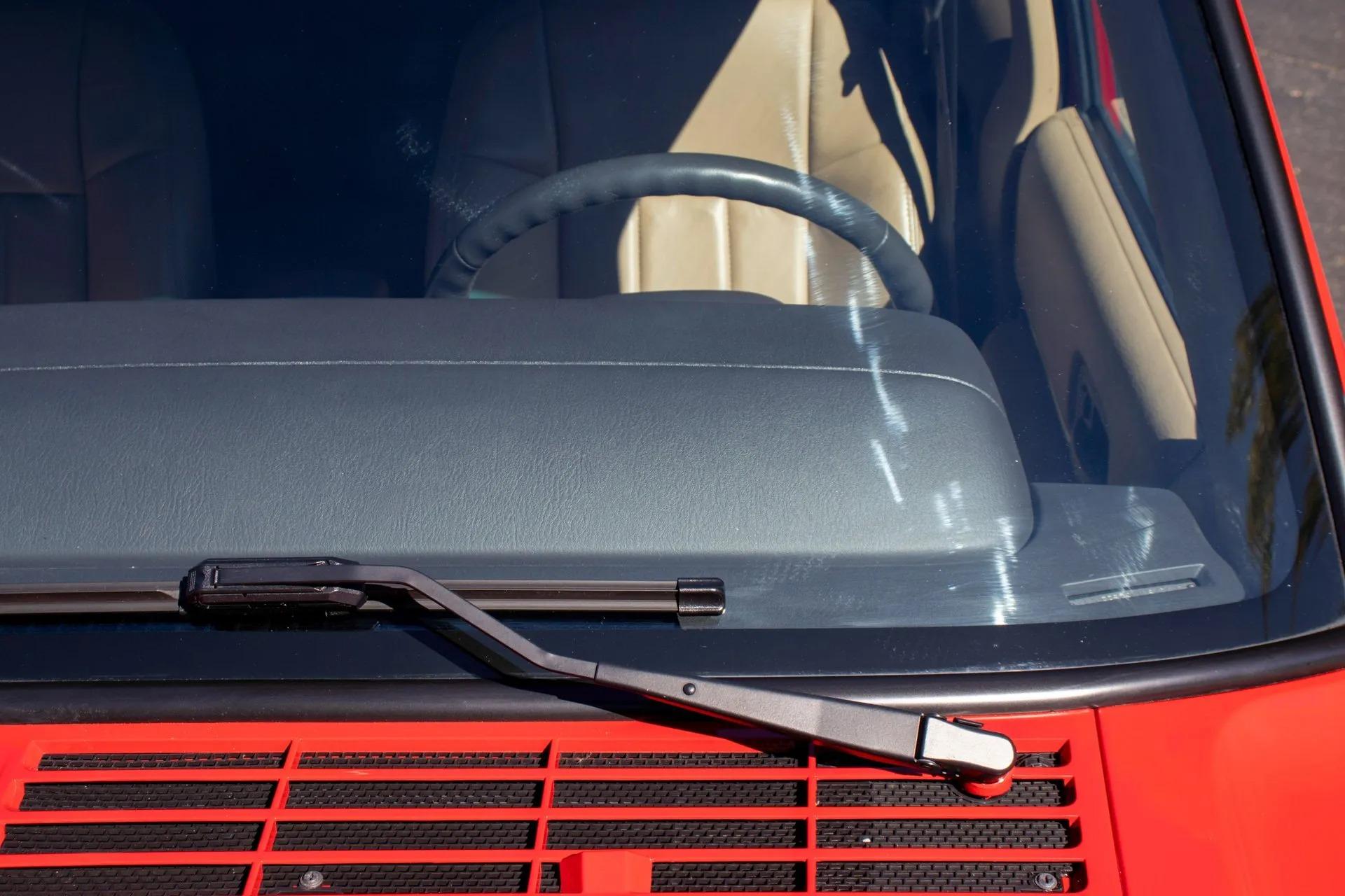 13k Mile 2001 Jeep Cherokee Limited