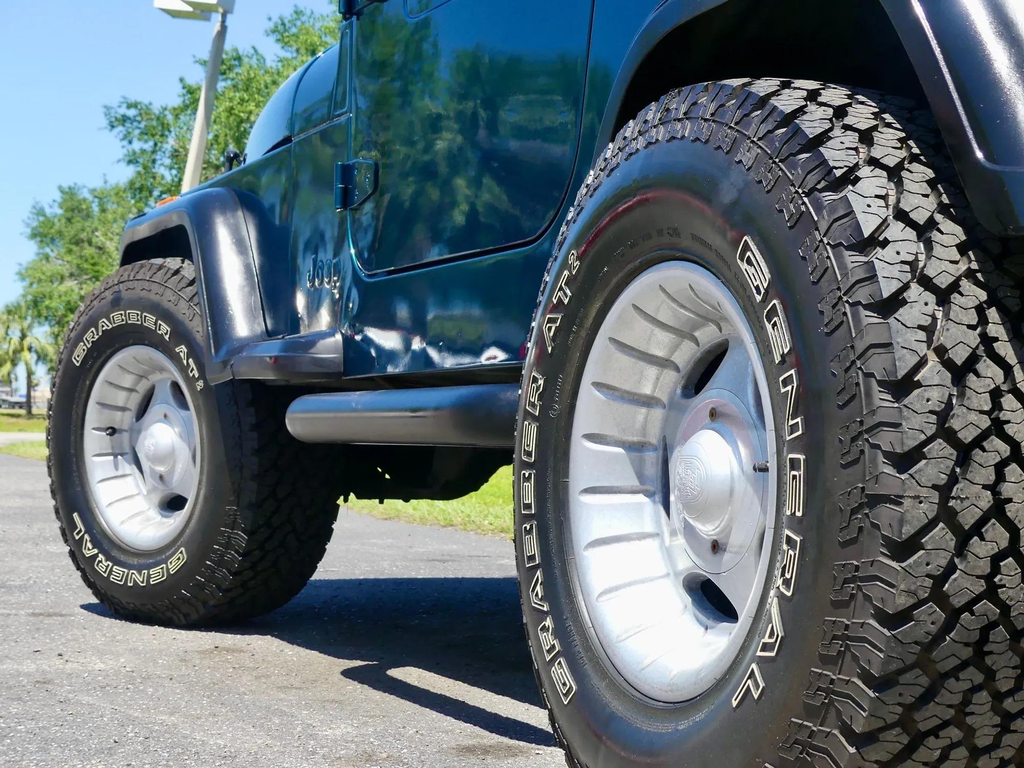 1995 Jeep Wrangler S