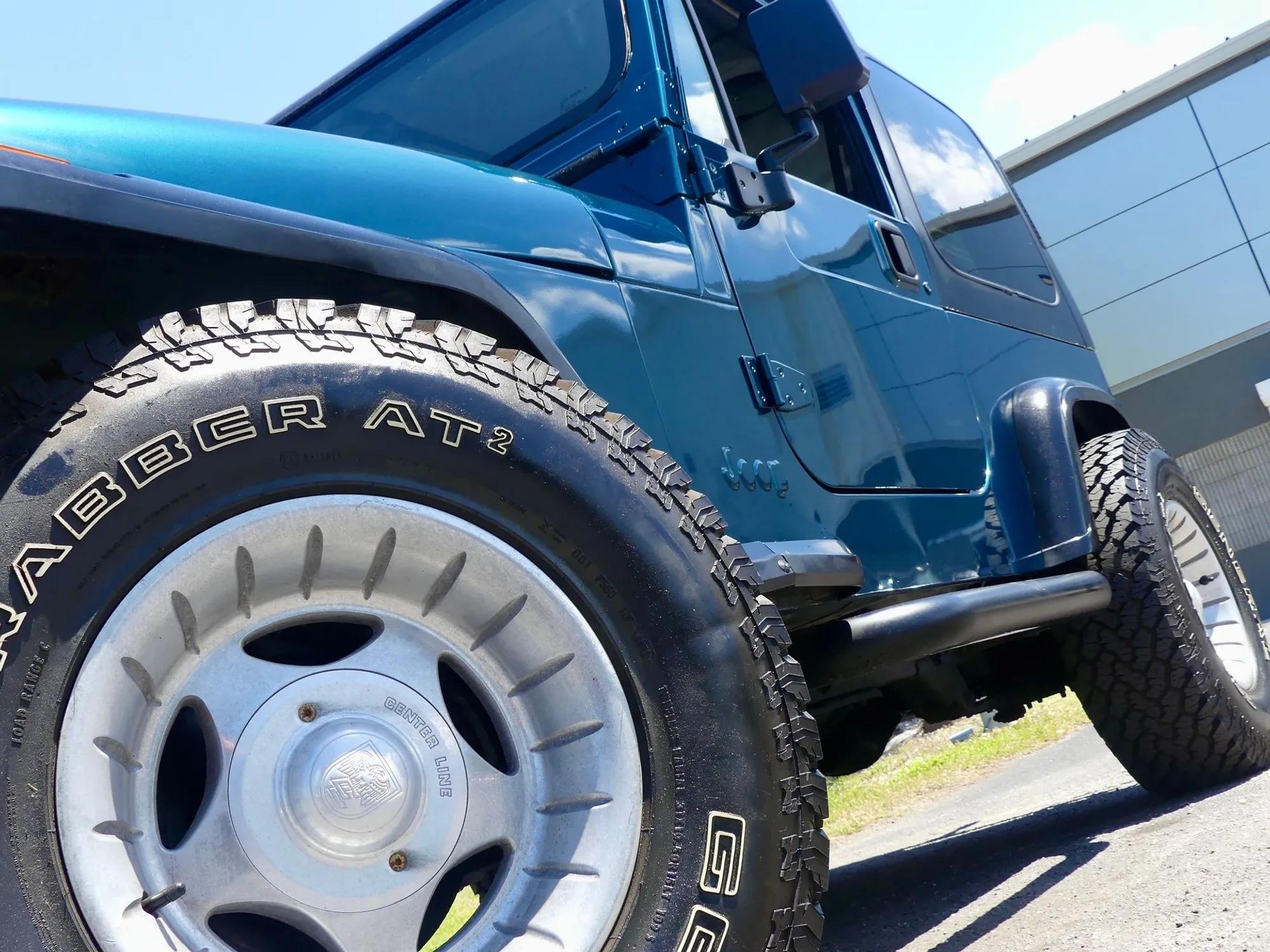 1995 Jeep Wrangler S