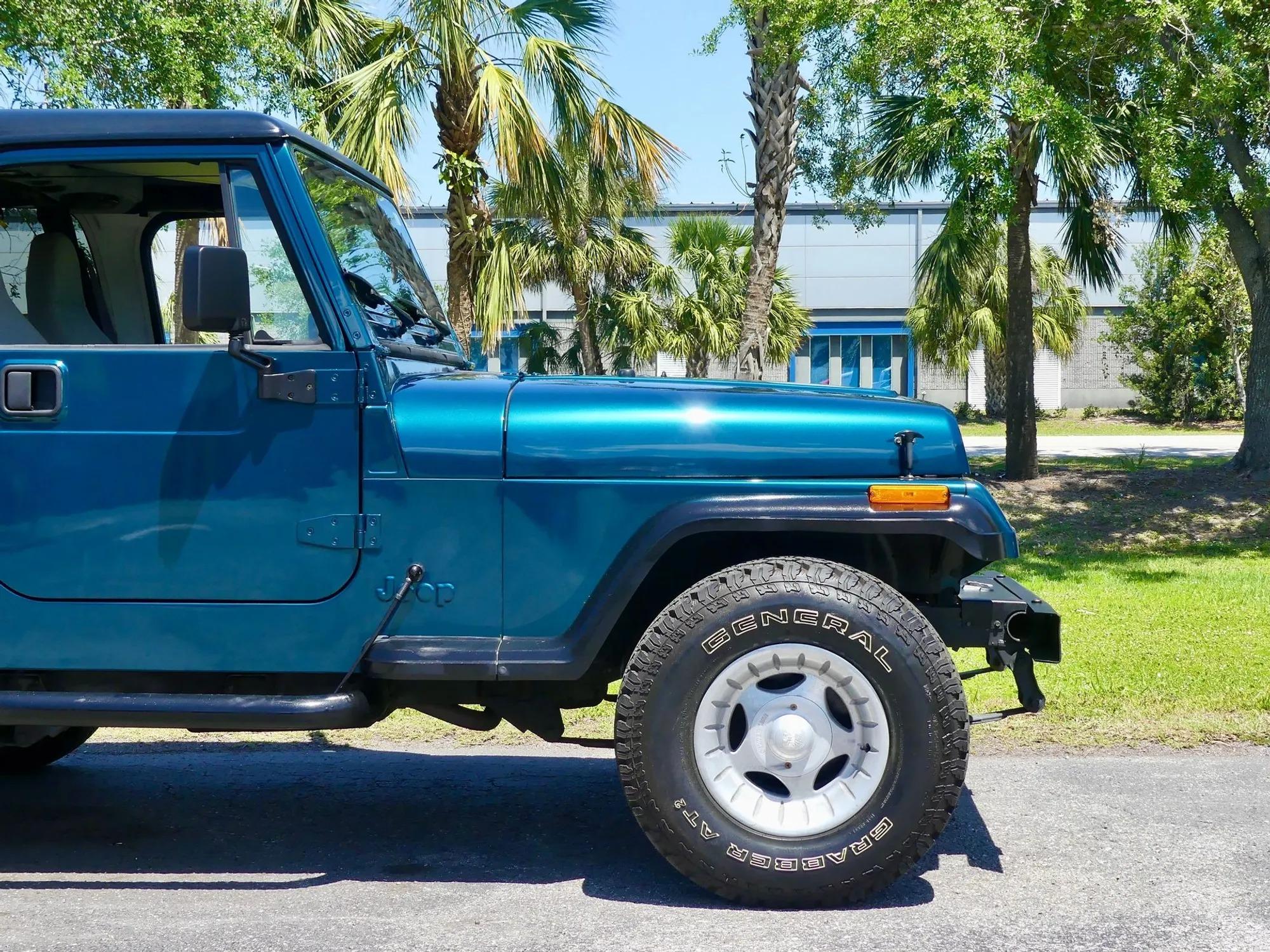 1995 Jeep Wrangler S