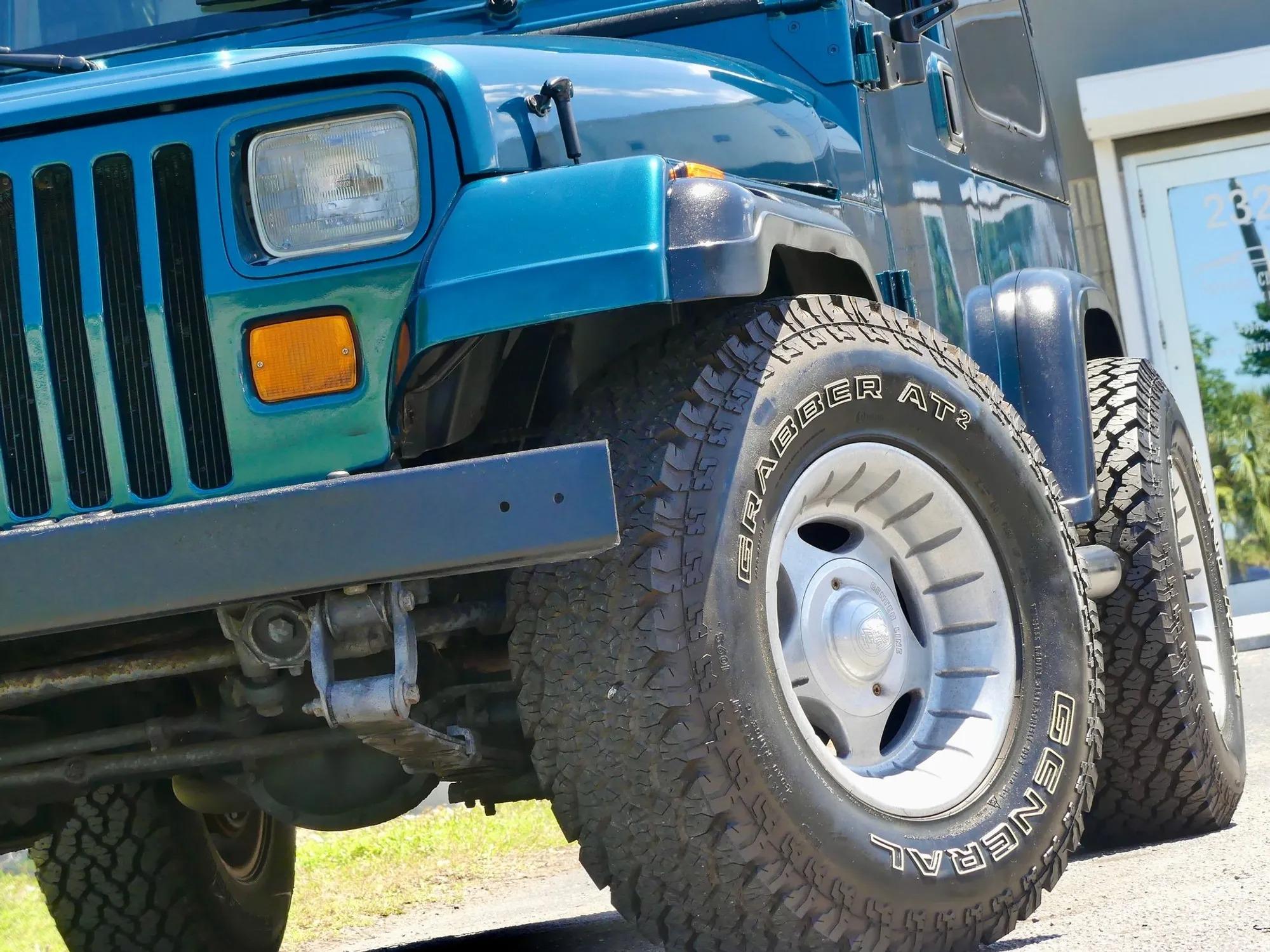 1995 Jeep Wrangler S