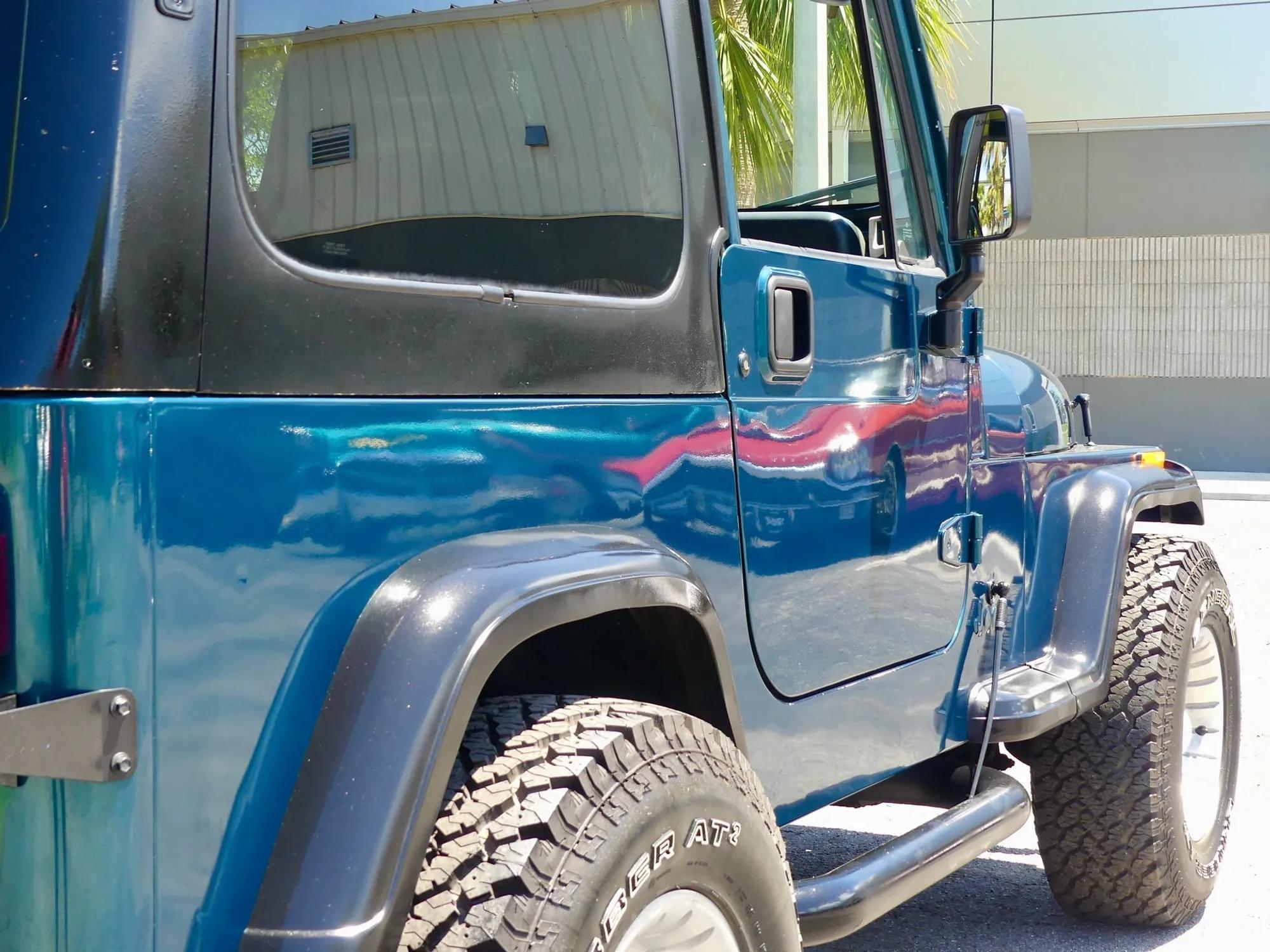 1995 Jeep Wrangler S