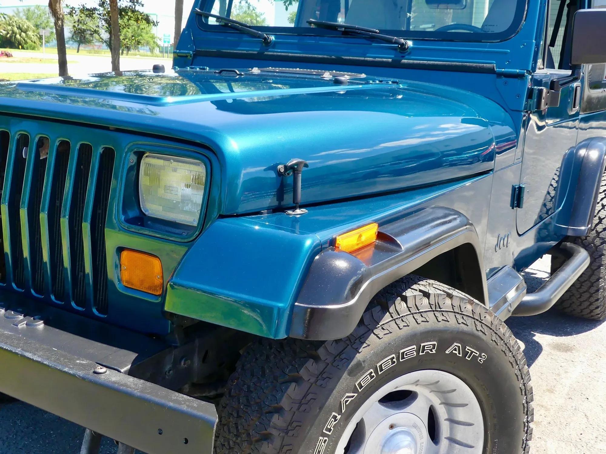 1995 Jeep Wrangler S
