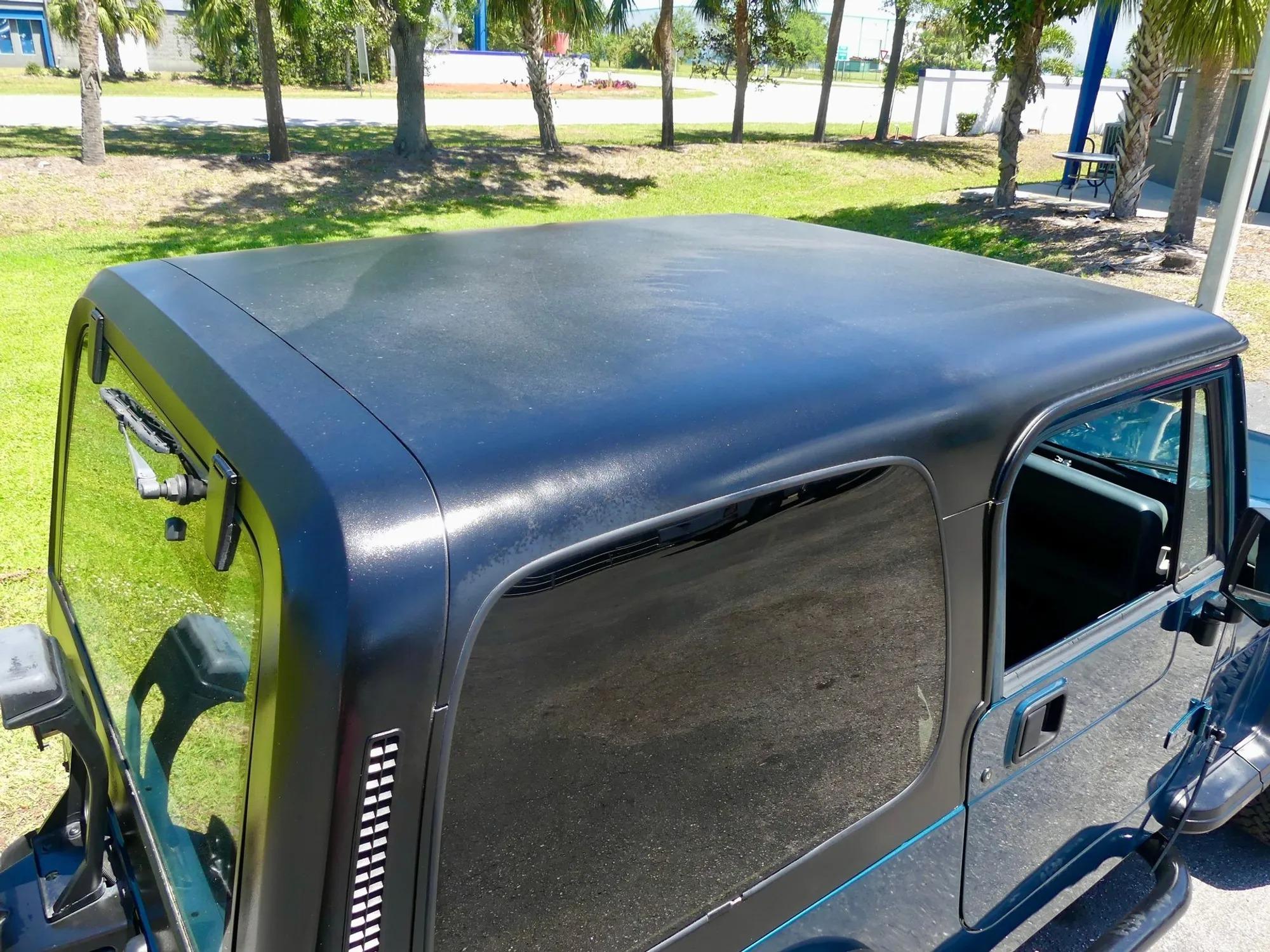 1995 Jeep Wrangler S