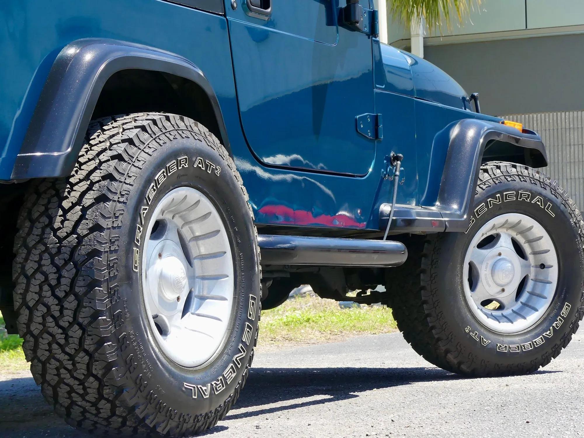 1995 Jeep Wrangler S