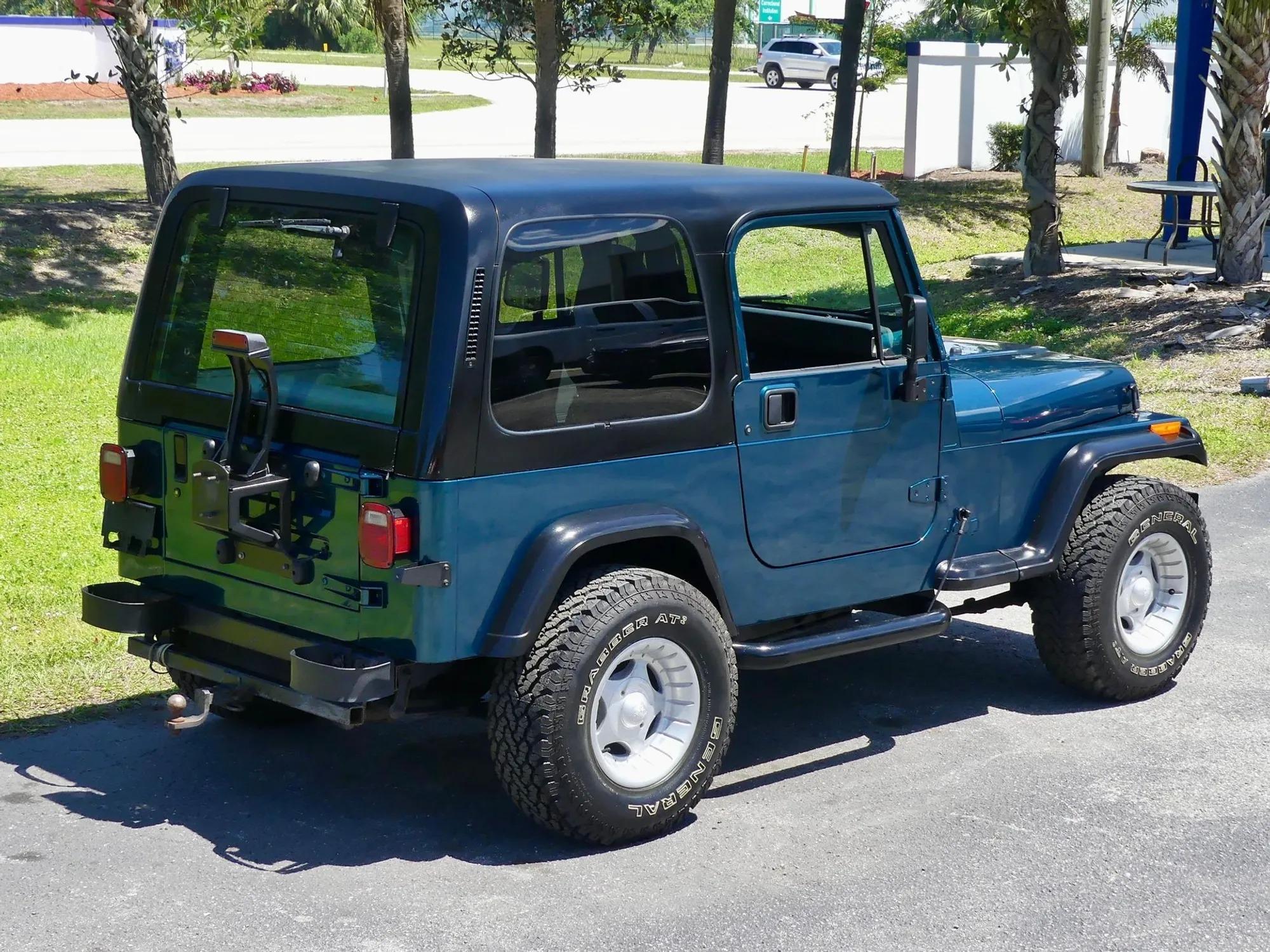 1995 Jeep Wrangler S