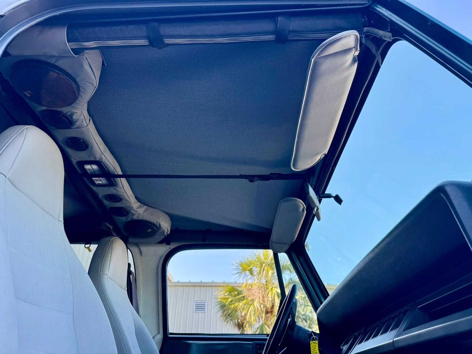 1995 Jeep Wrangler S