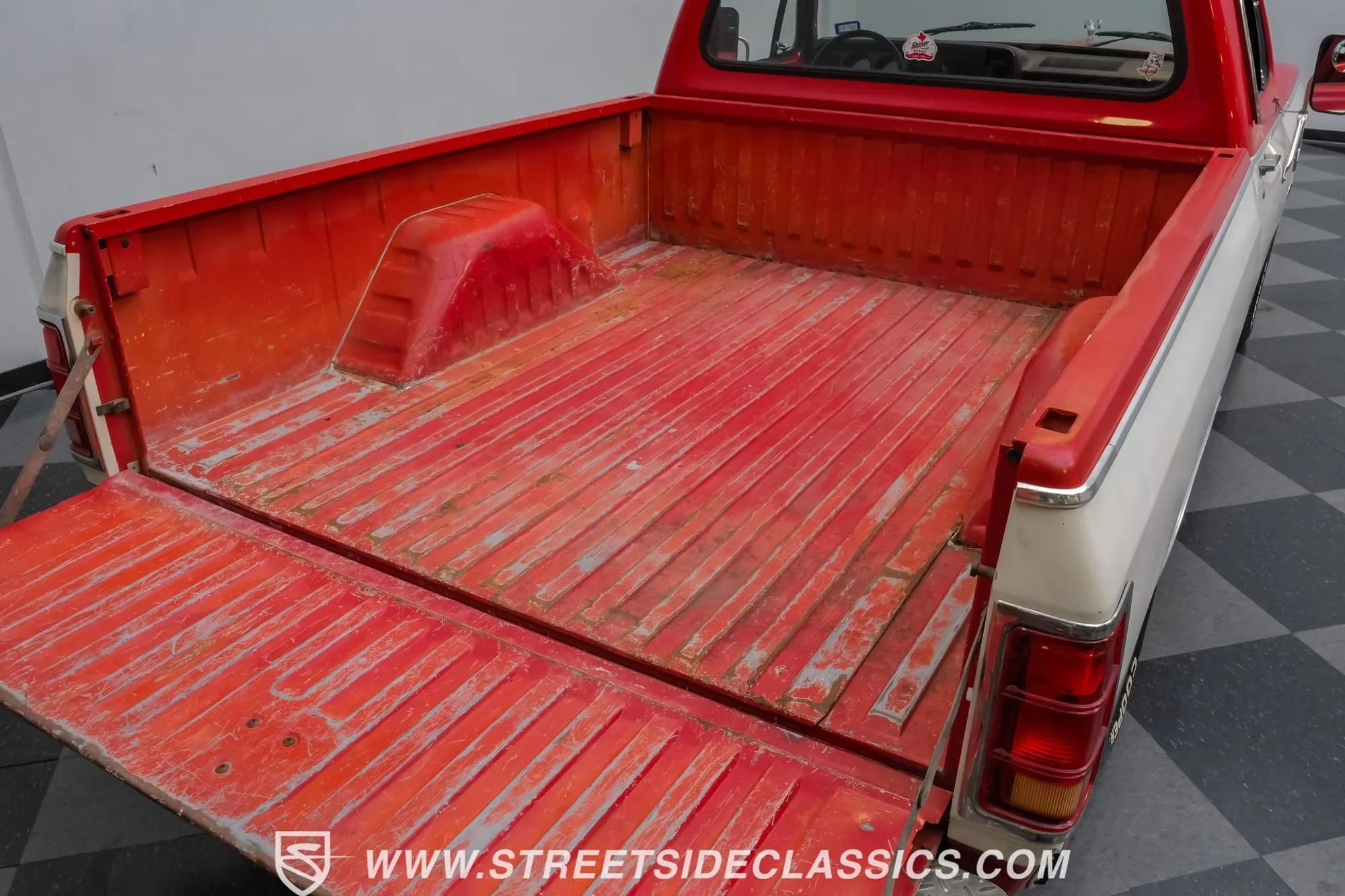 1987 Dodge Ram 150 LE Restomod