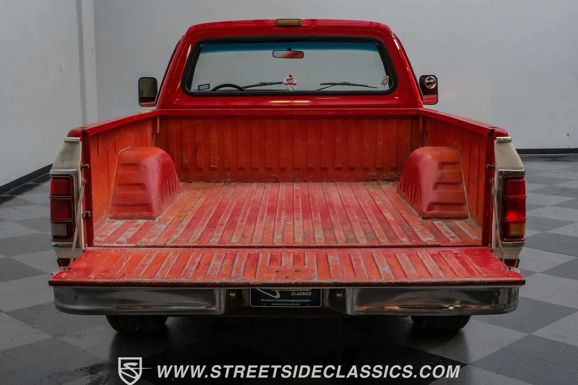 1987 Dodge Ram 150 LE Restomod