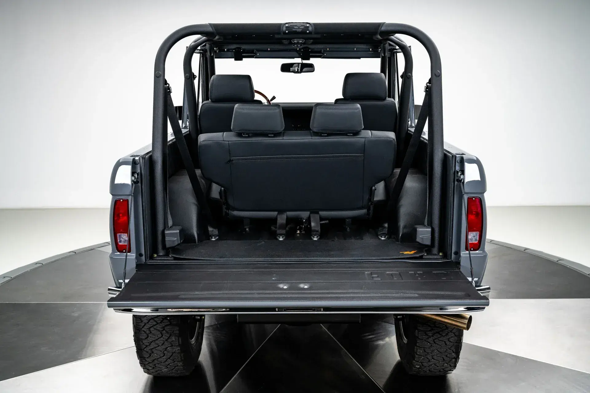 Velocity-Built 1972 Ford Bronco