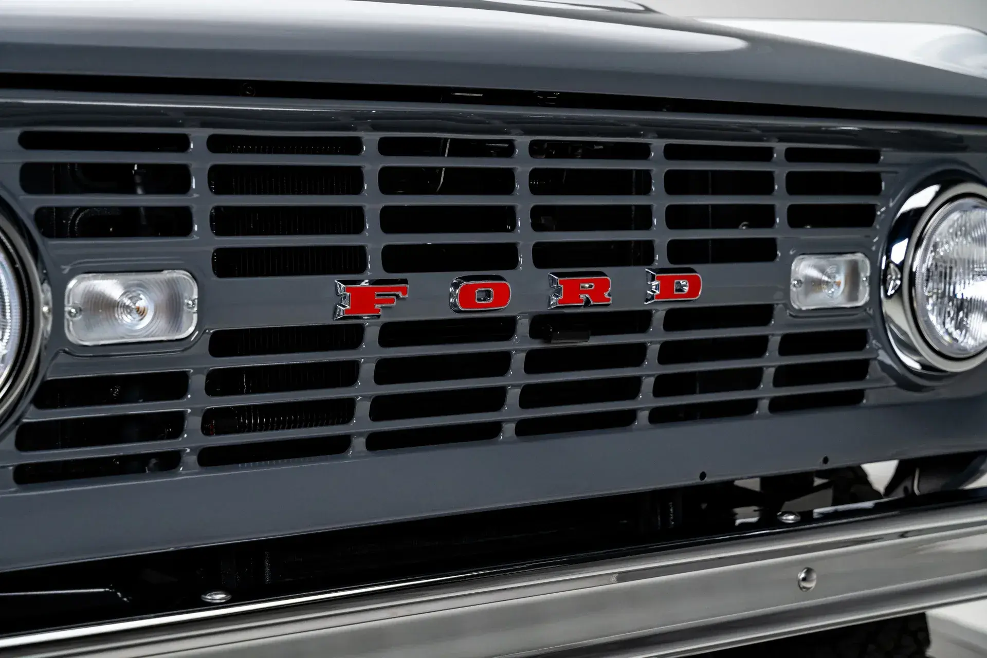 Velocity-Built 1972 Ford Bronco