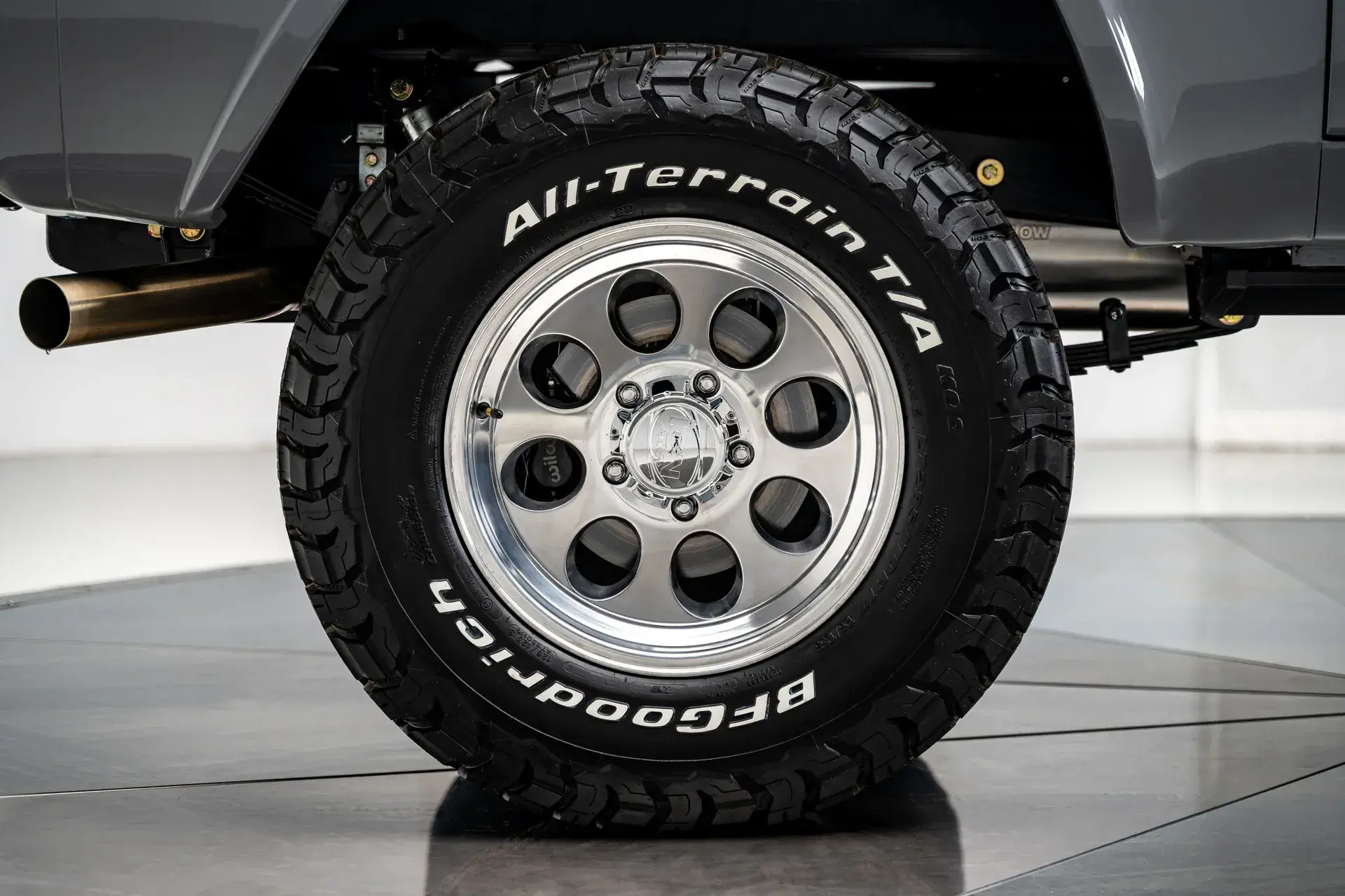 Velocity-Built 1972 Ford Bronco