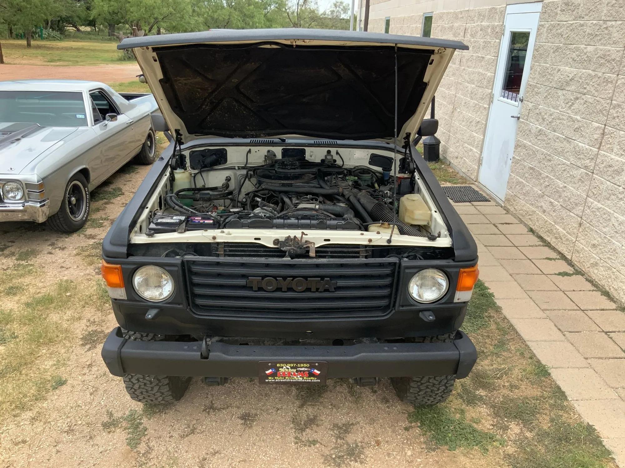 1985 Toyota Land Cruiser FJ60