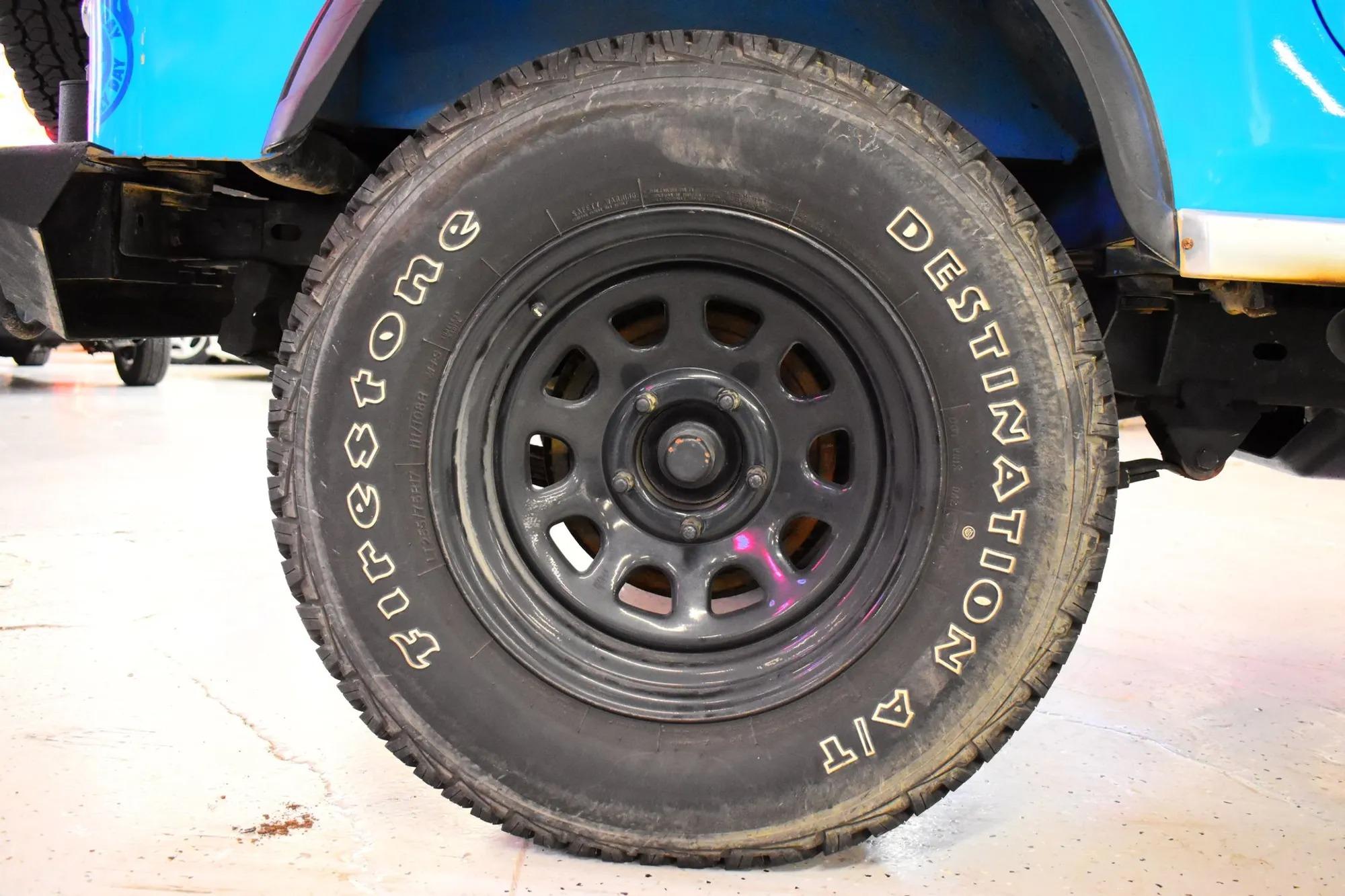 6.0L V8-Powered 1976 Jeep CJ-7 Levi's Edition