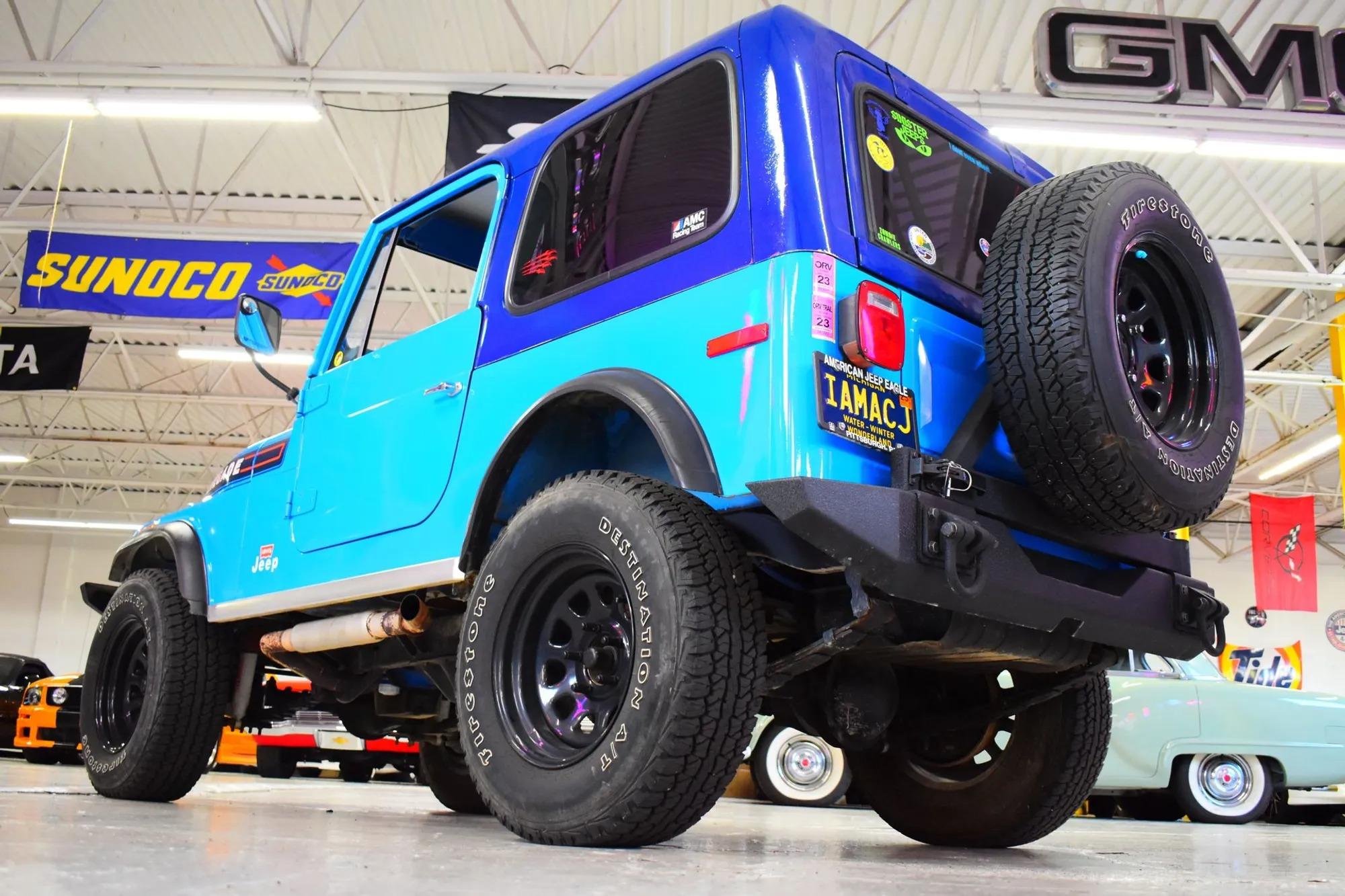 6.0L V8-Powered 1976 Jeep CJ-7 Levi's Edition