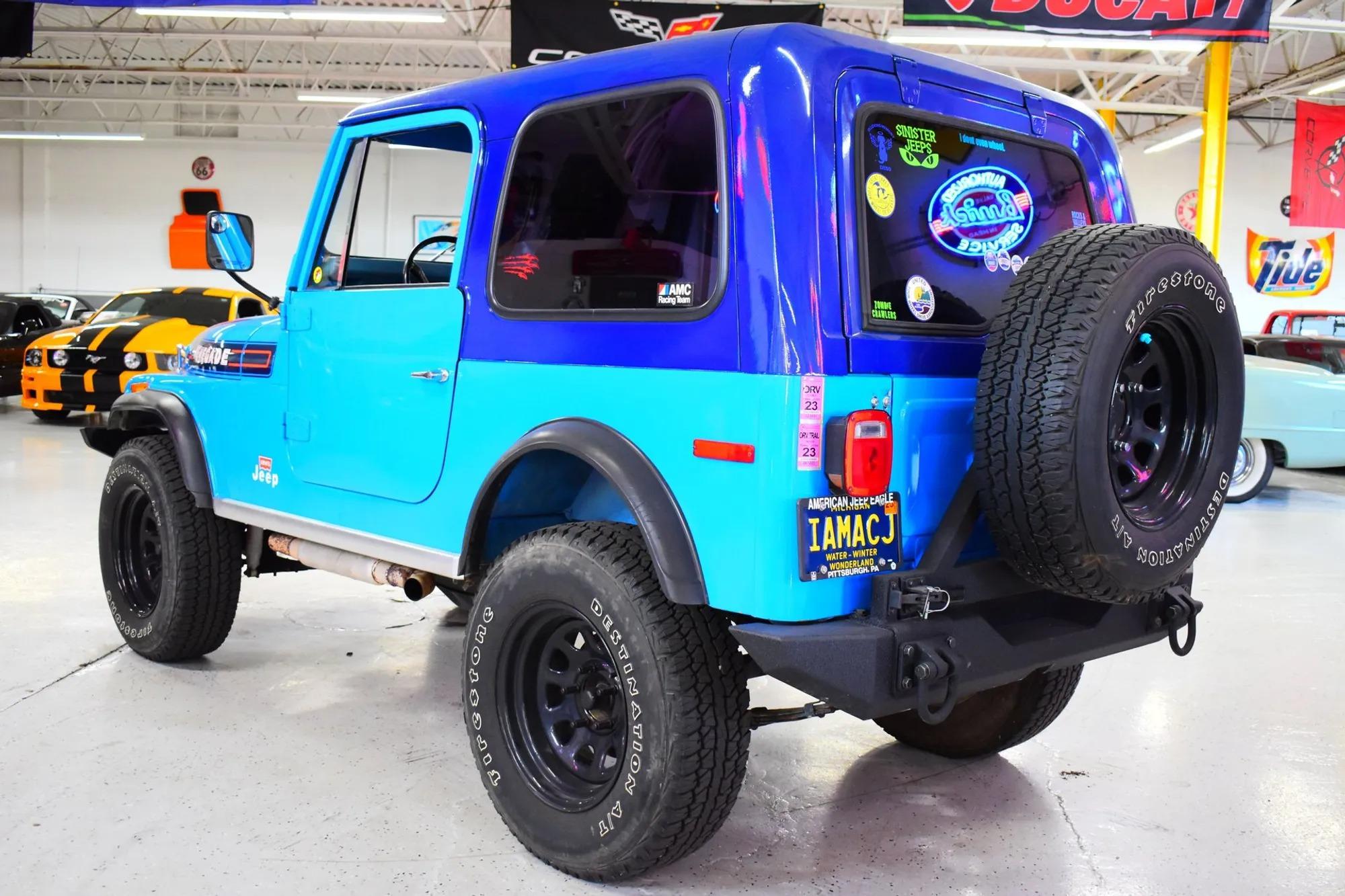 6.0L V8-Powered 1976 Jeep CJ-7 Levi's Edition