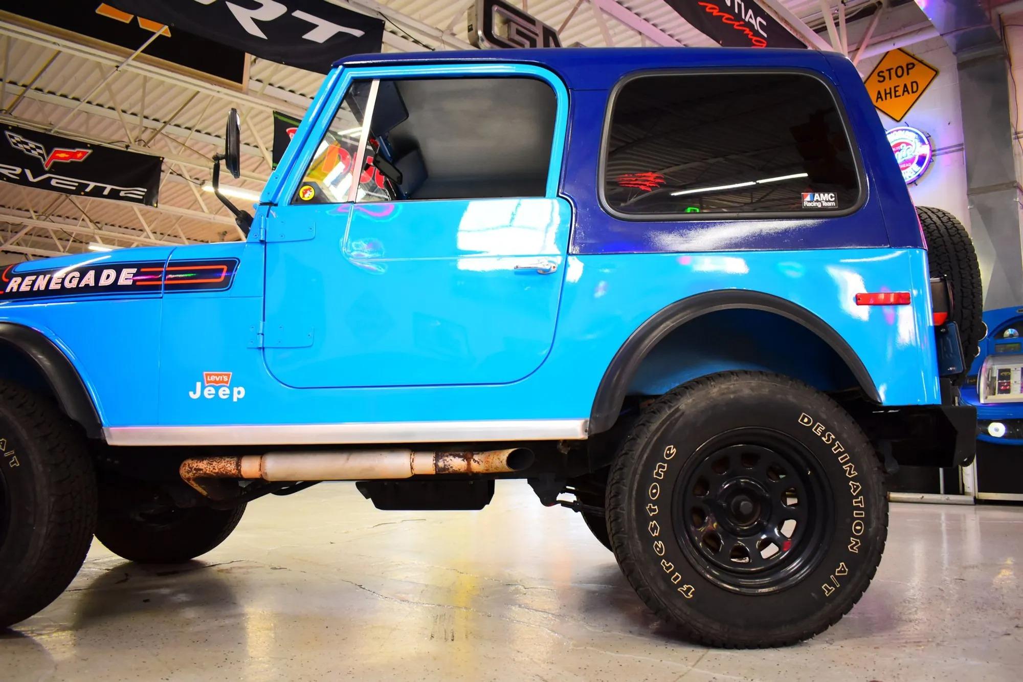 6.0L V8-Powered 1976 Jeep CJ-7 Levi's Edition
