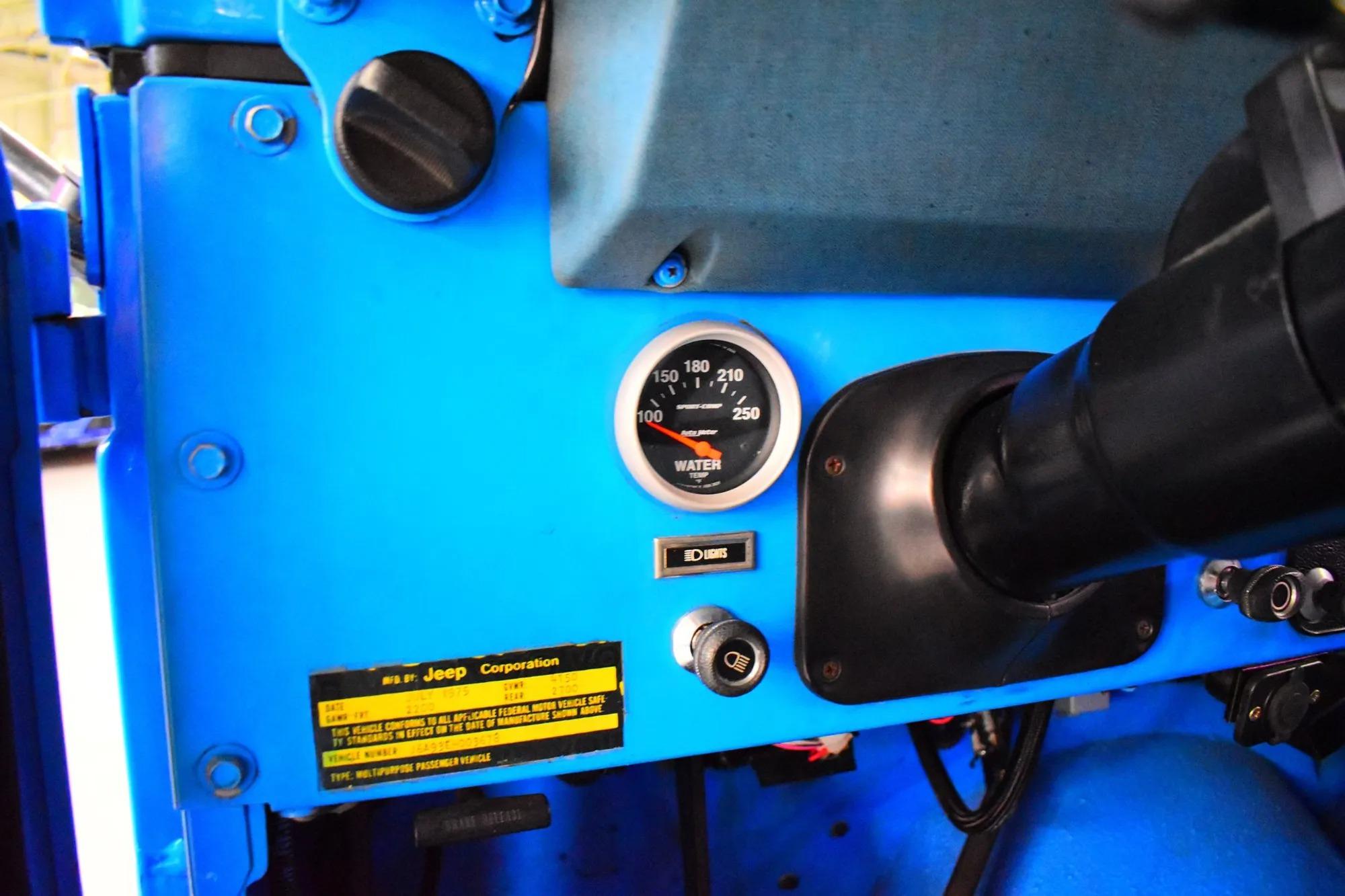 6.0L V8-Powered 1976 Jeep CJ-7 Levi's Edition