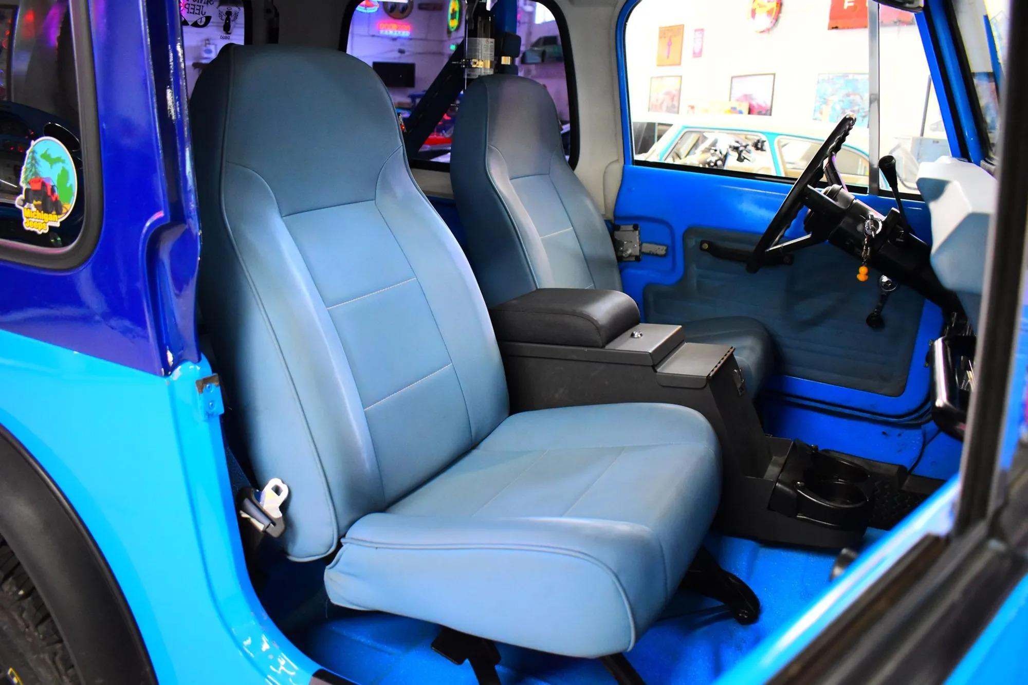 6.0L V8-Powered 1976 Jeep CJ-7 Levi's Edition