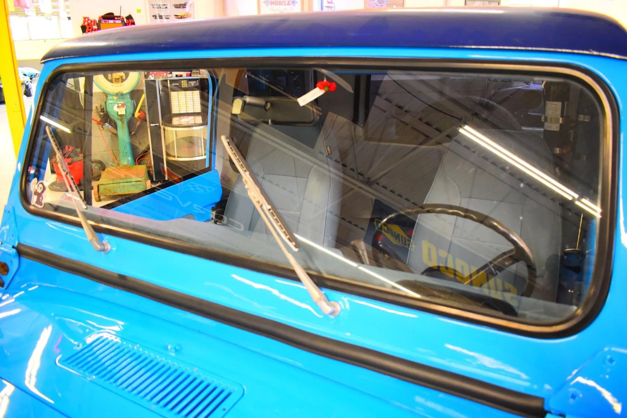 6.0L V8-Powered 1976 Jeep CJ-7 Levi's Edition