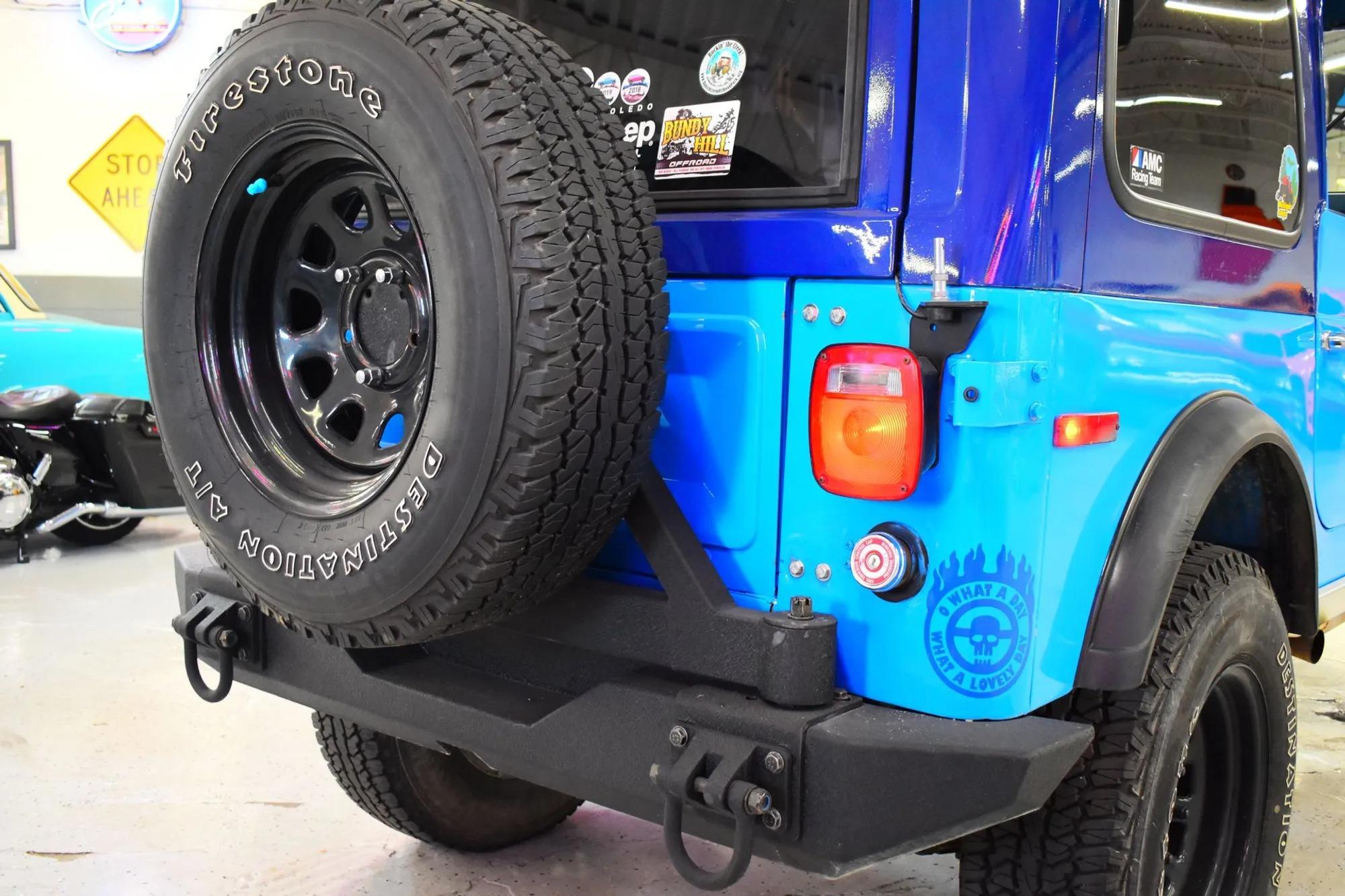 6.0L V8-Powered 1976 Jeep CJ-7 Levi's Edition