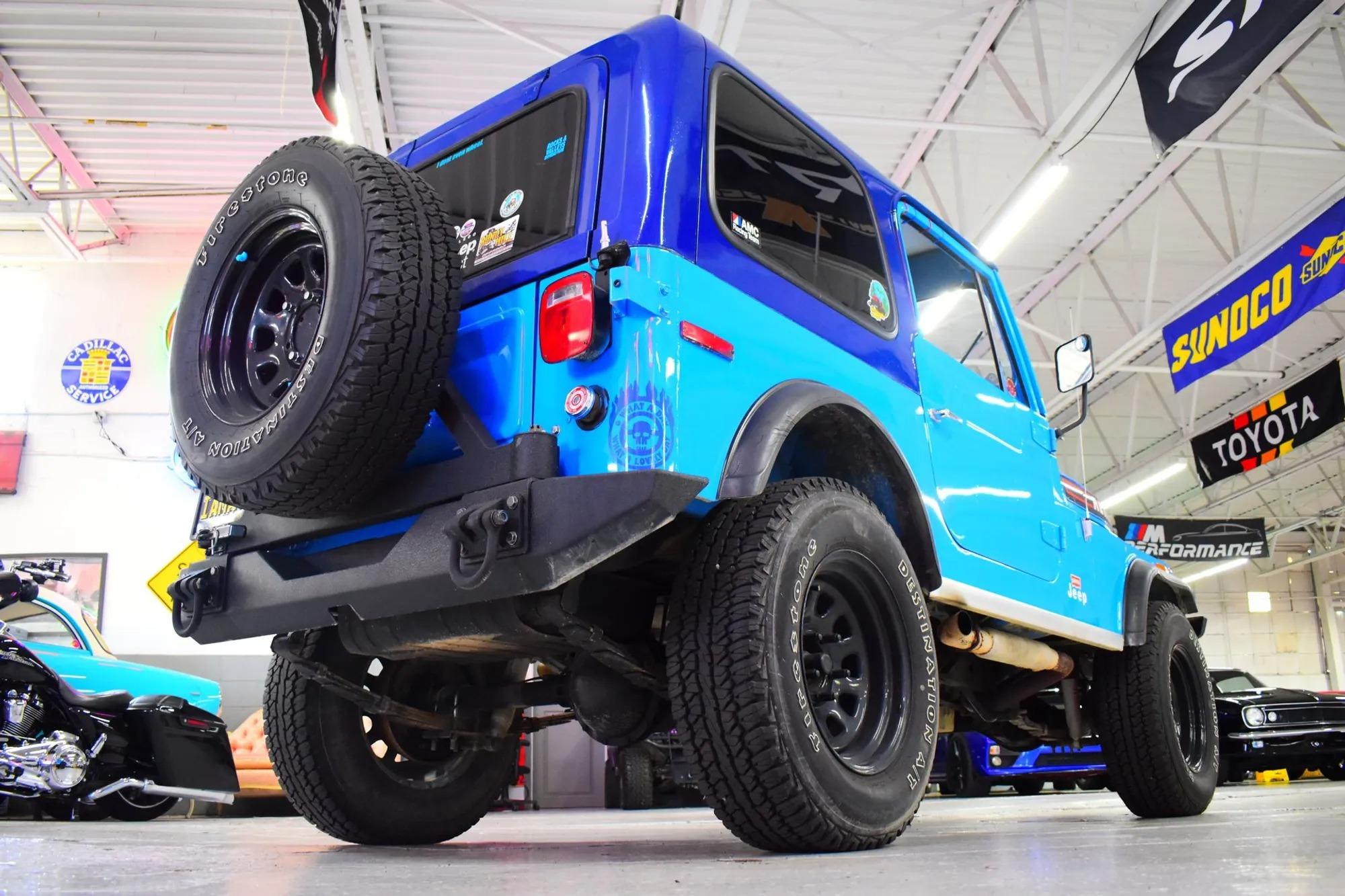6.0L V8-Powered 1976 Jeep CJ-7 Levi's Edition