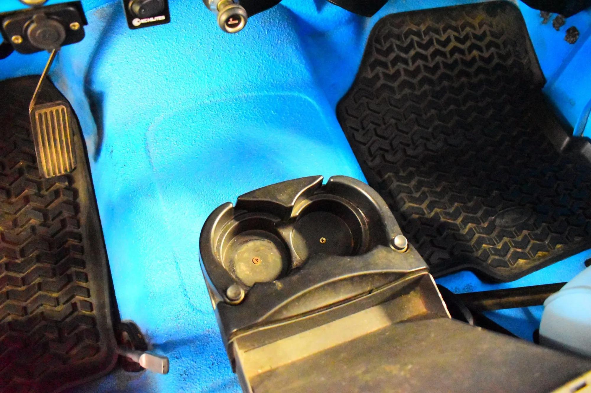 6.0L V8-Powered 1976 Jeep CJ-7 Levi's Edition