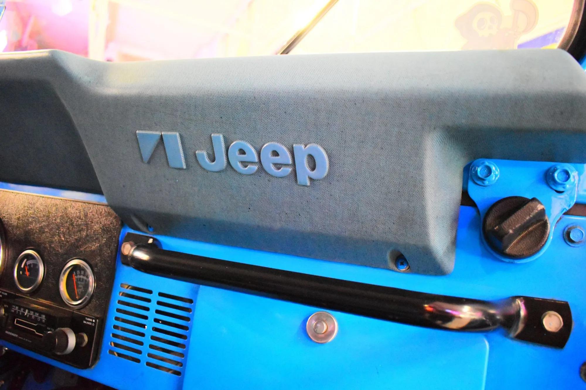 6.0L V8-Powered 1976 Jeep CJ-7 Levi's Edition