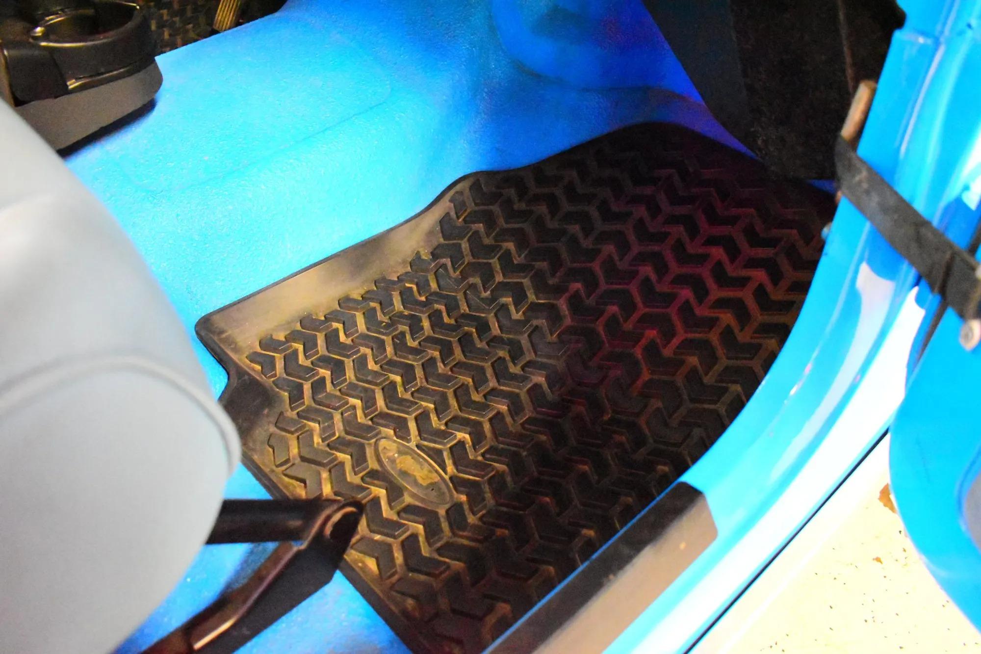 6.0L V8-Powered 1976 Jeep CJ-7 Levi's Edition