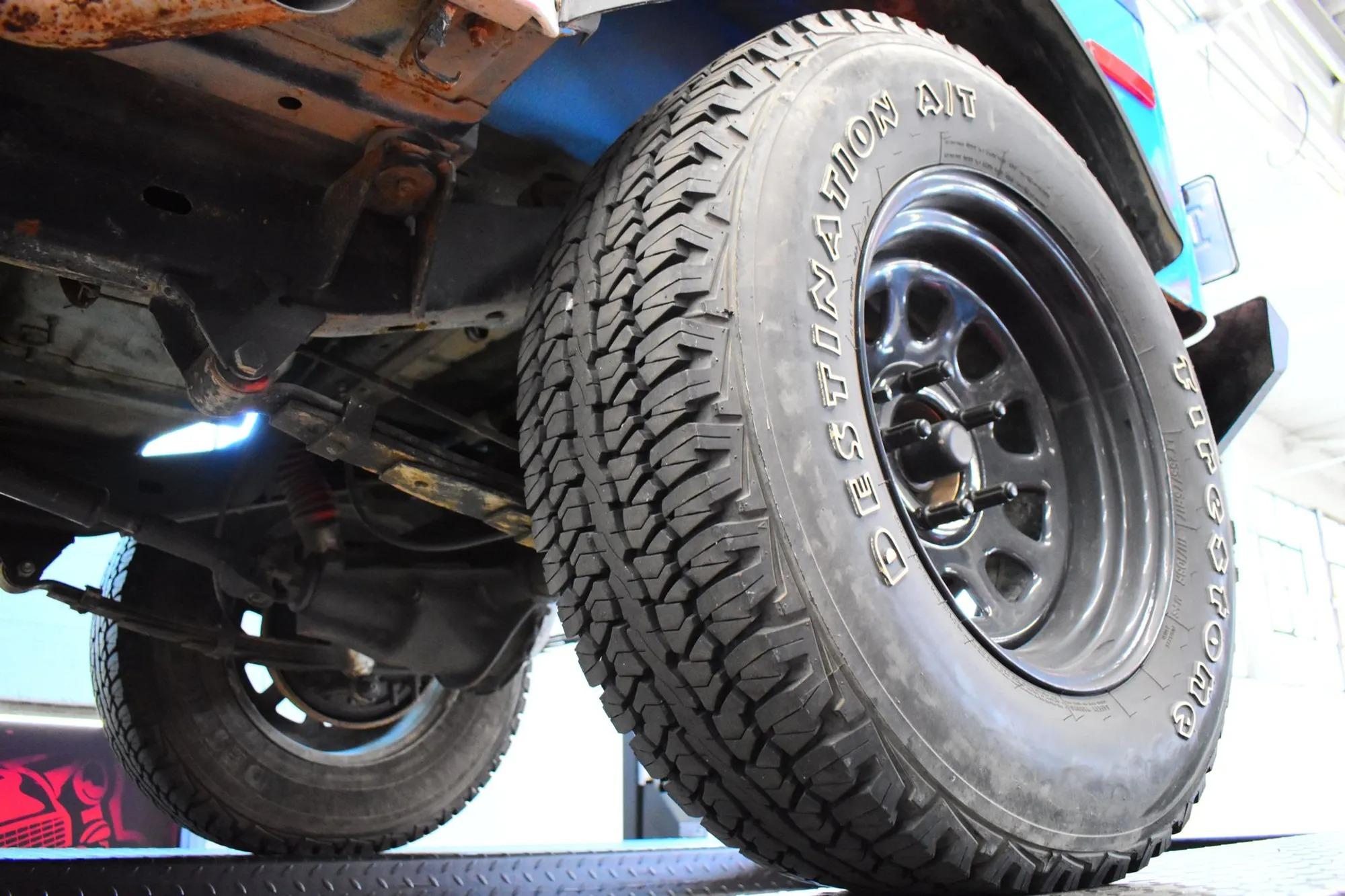 6.0L V8-Powered 1976 Jeep CJ-7 Levi's Edition