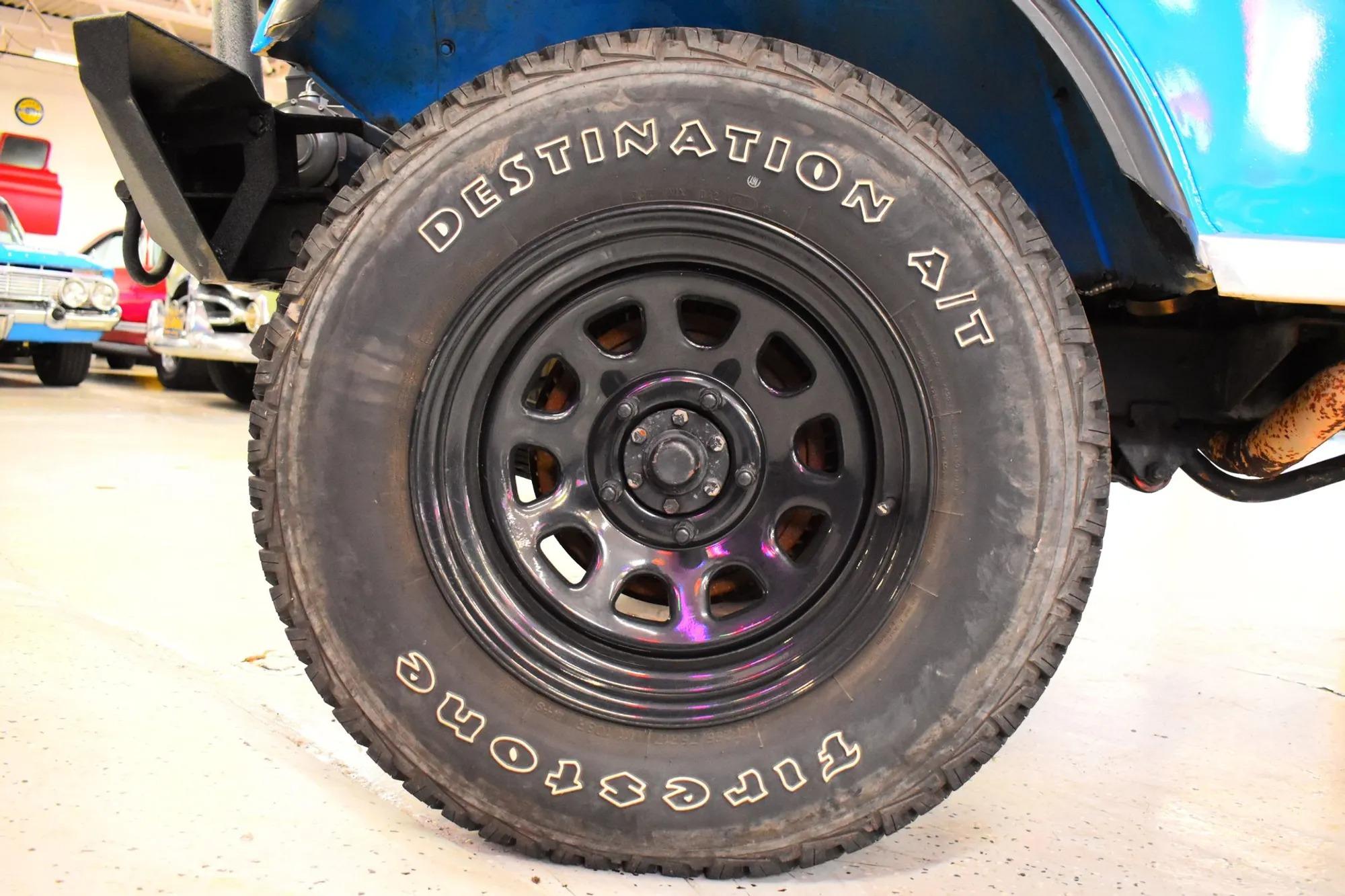 6.0L V8-Powered 1976 Jeep CJ-7 Levi's Edition