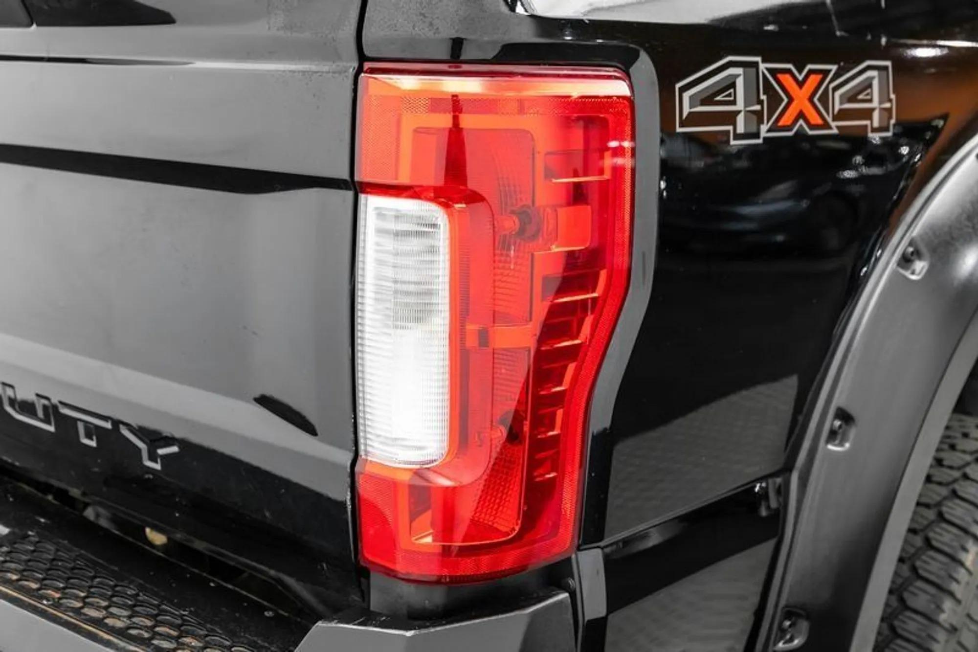 2017 Ford F-350 Super Duty XLT