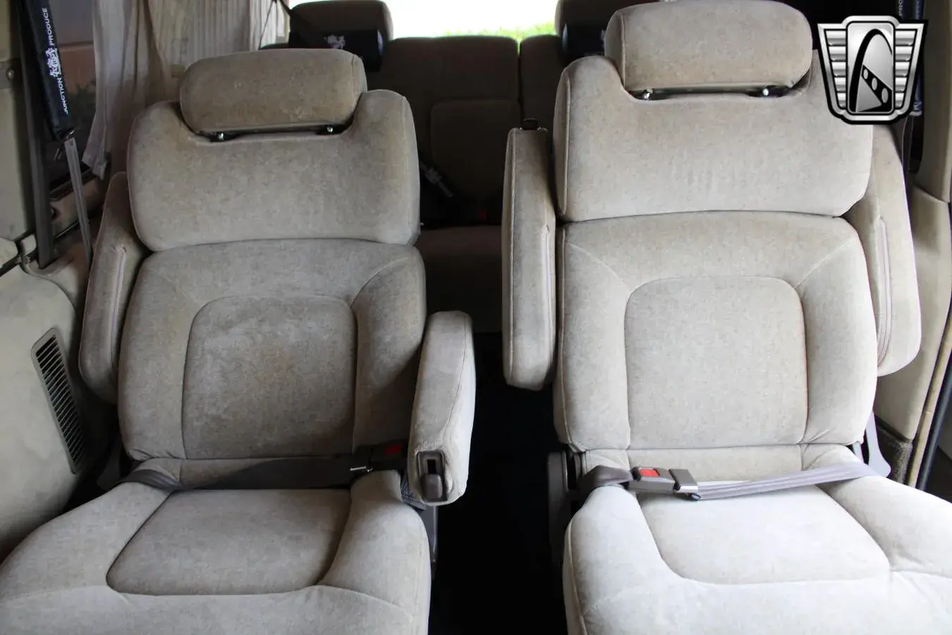 1995 Nissan Caravan Royale