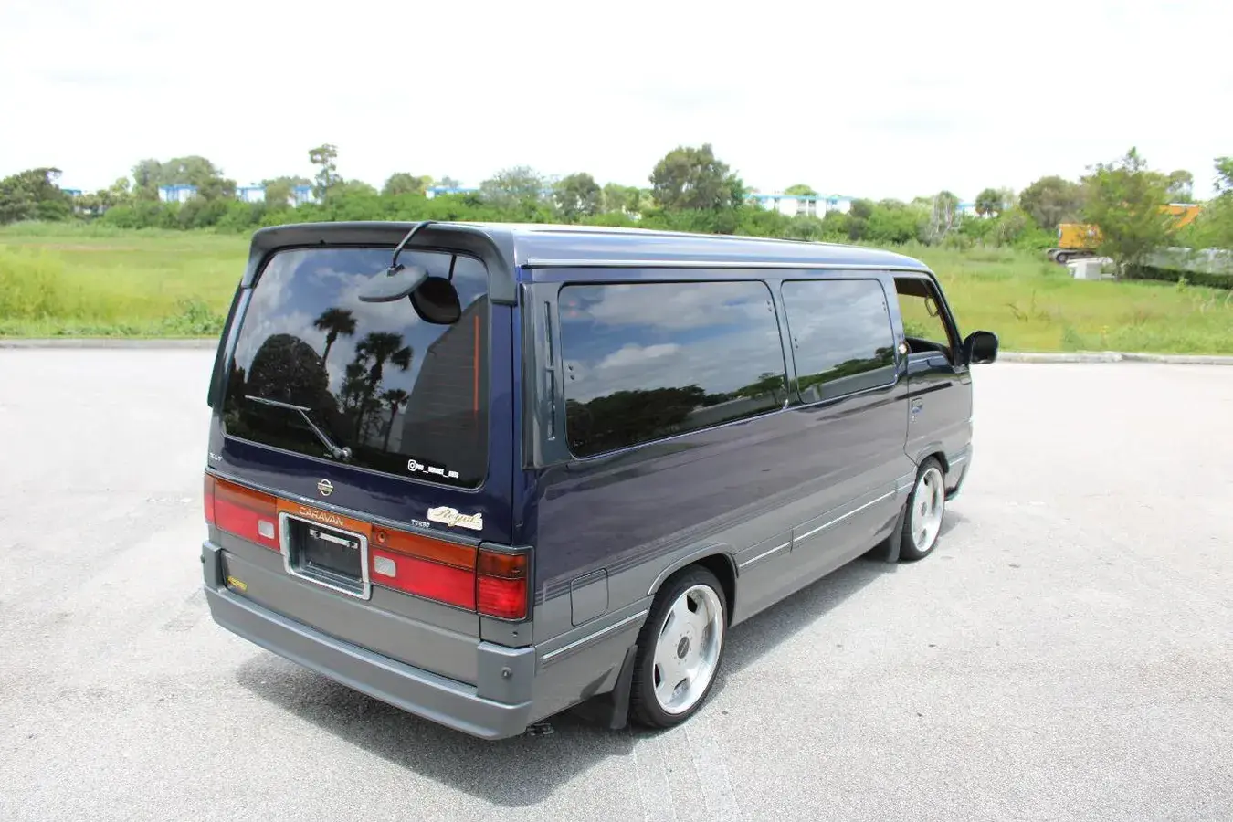 1995 Nissan Caravan Royale