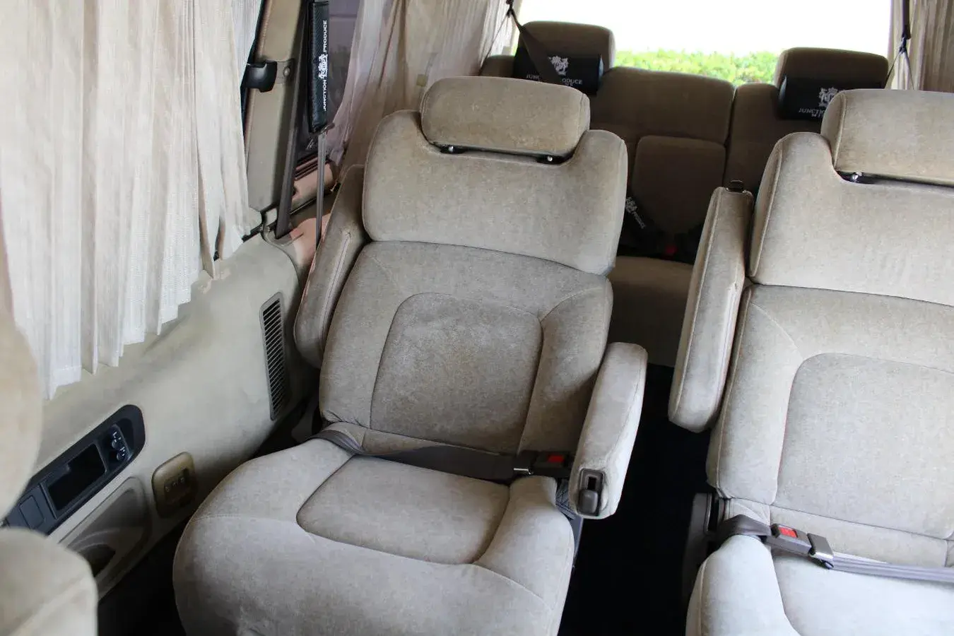 1995 Nissan Caravan Royale