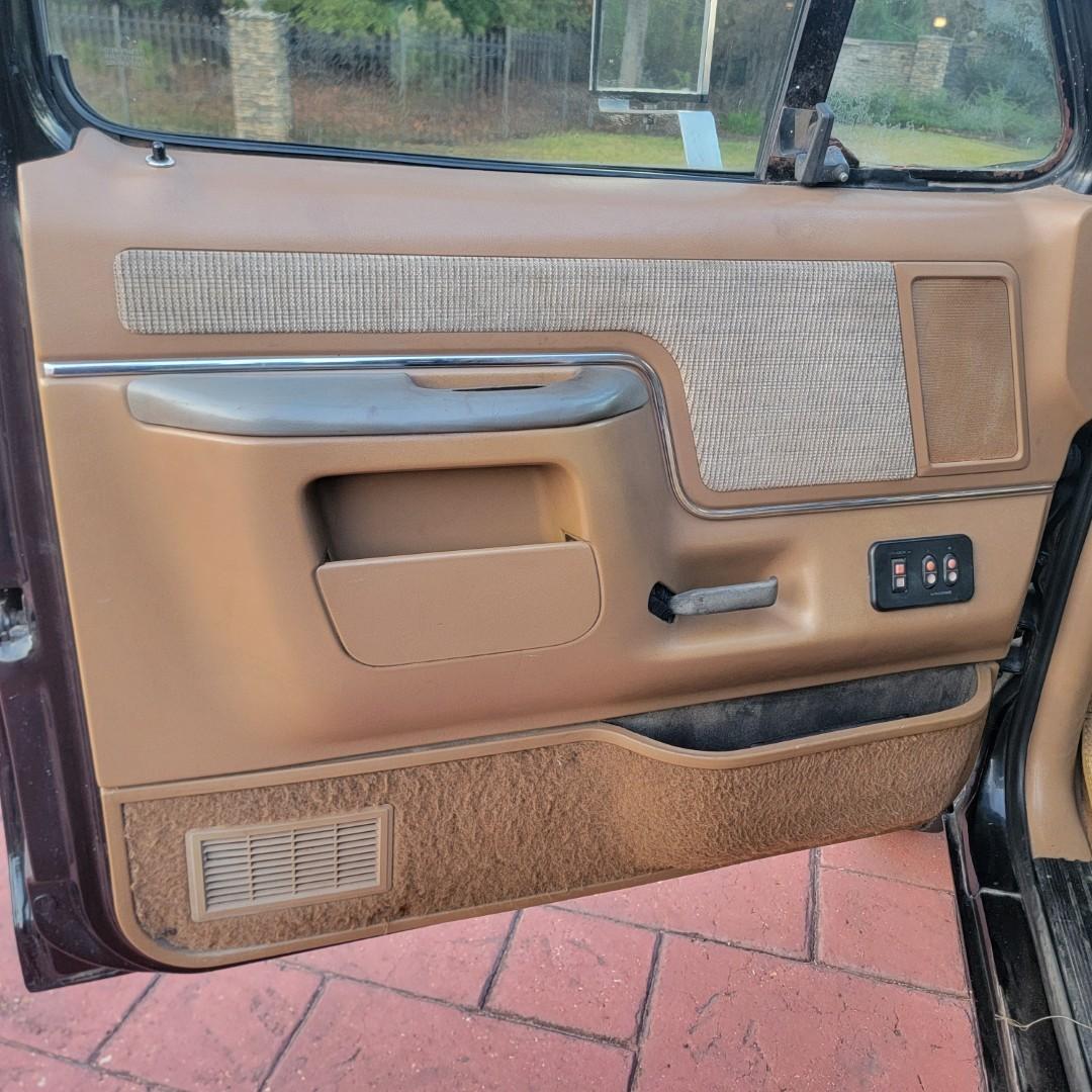 1989 Ford F-350 XLT Lariat