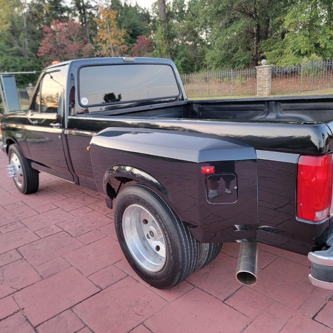 1989 Ford F-350 XLT Lariat