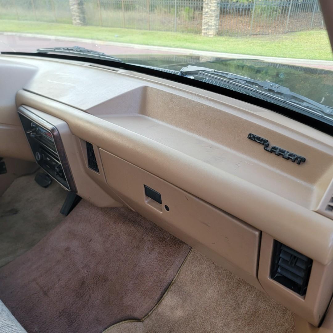 1989 Ford F-350 XLT Lariat