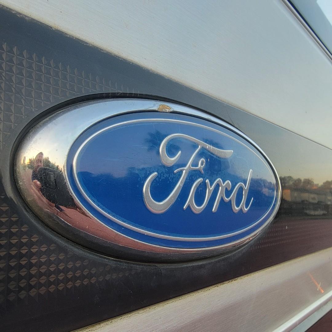 1989 Ford F-350 XLT Lariat