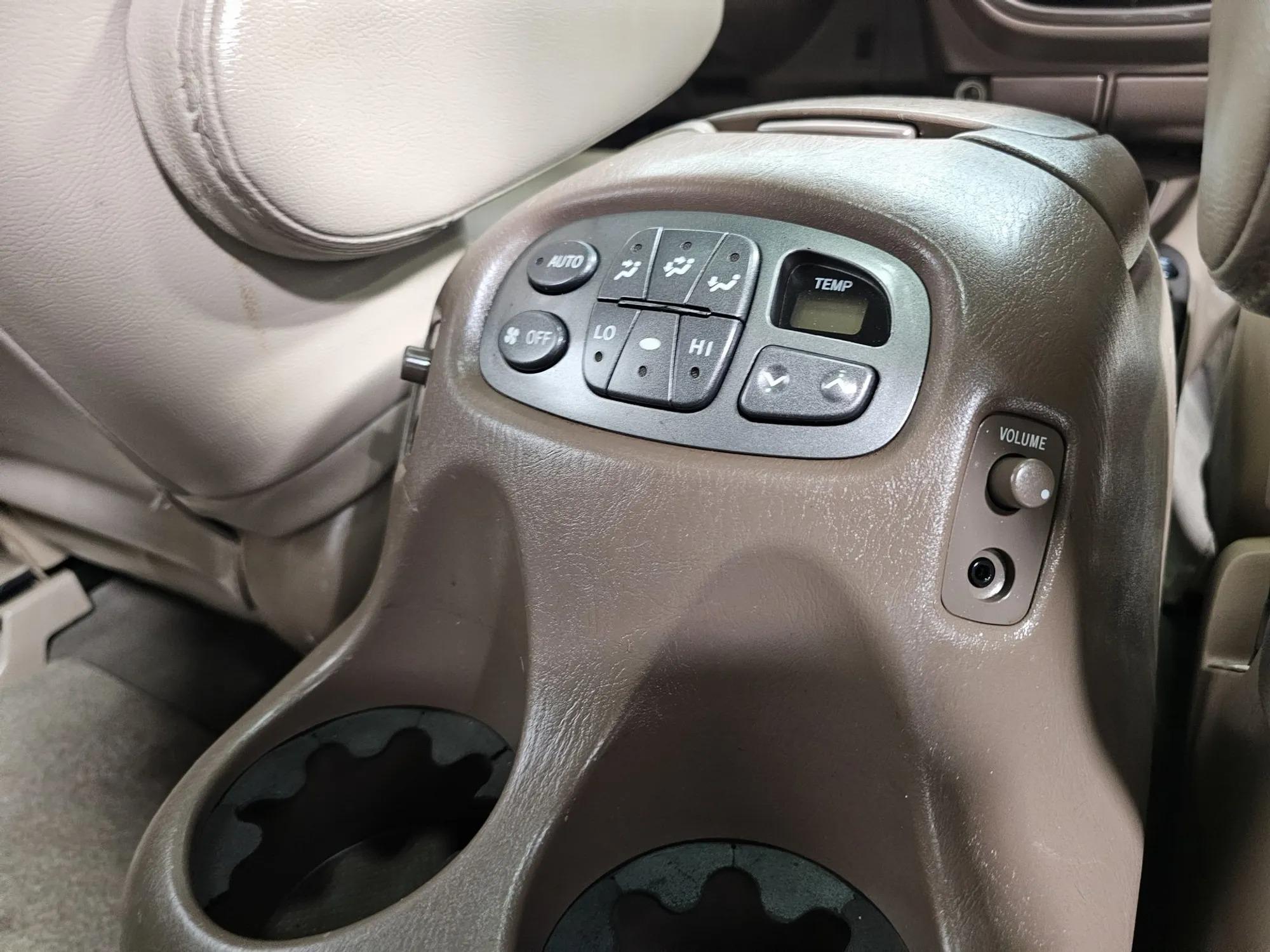 2003 Toyota Sequoia Limited